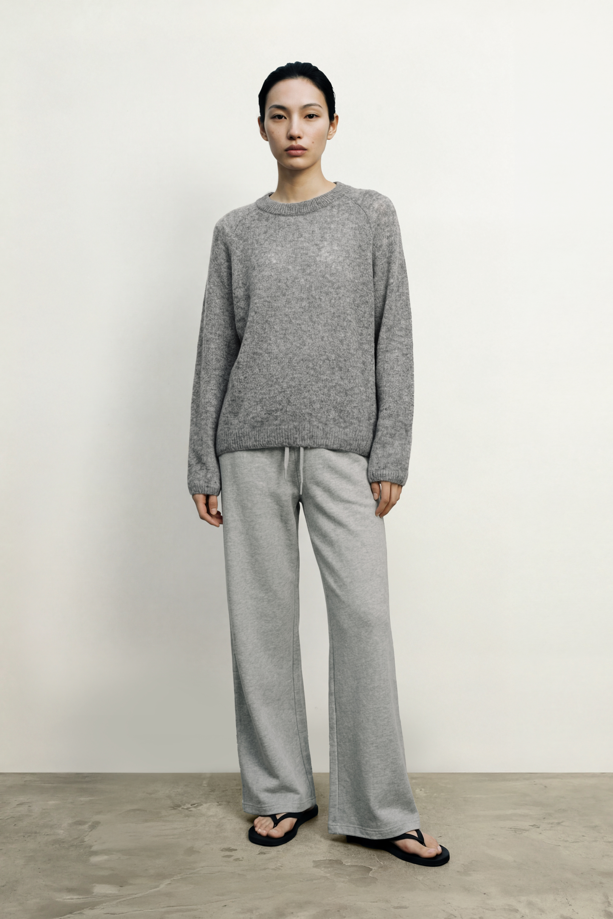 AIR-CASHMERE sweater (Grey)