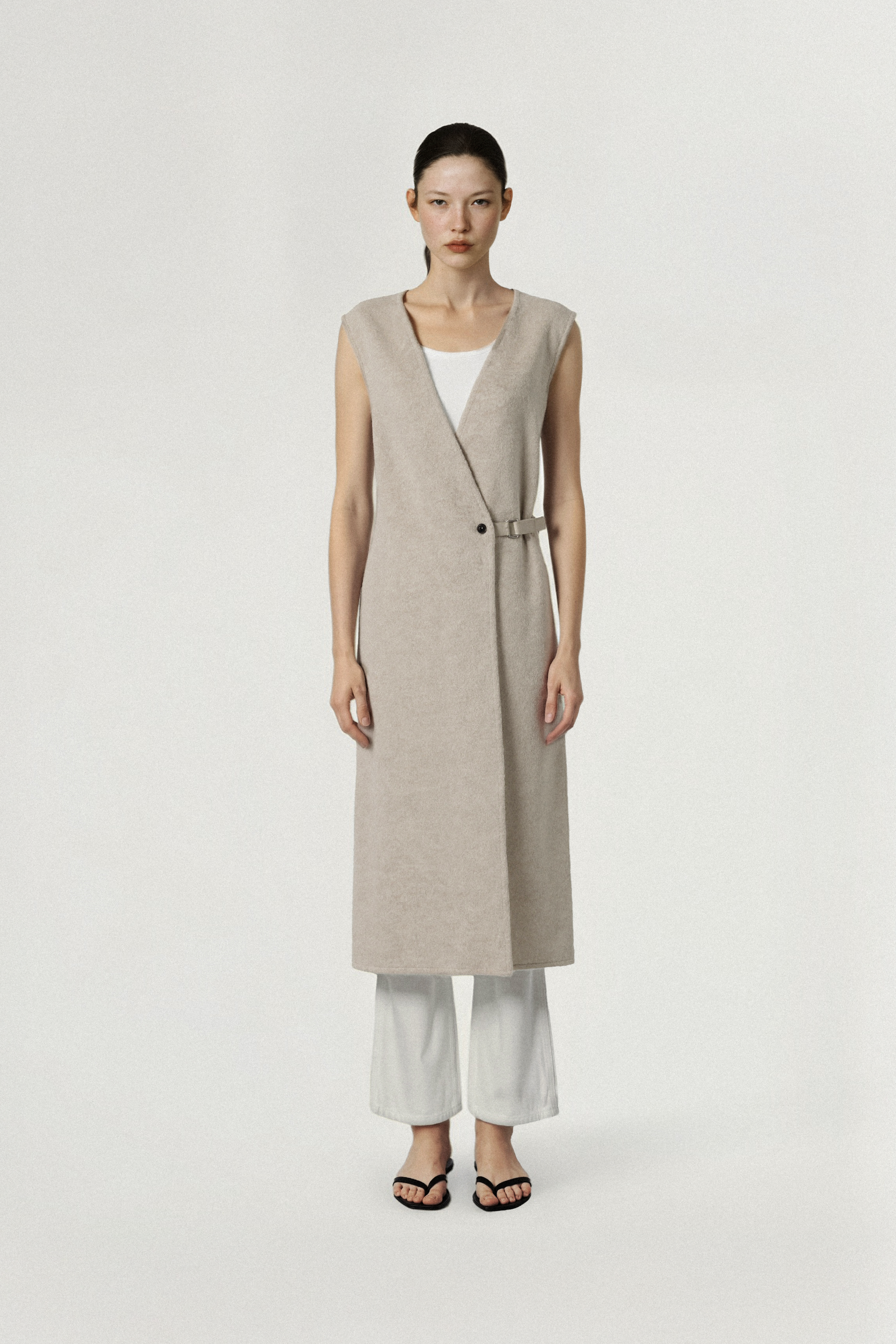 MAWI cashmere-blend long waistcoat (Beige)