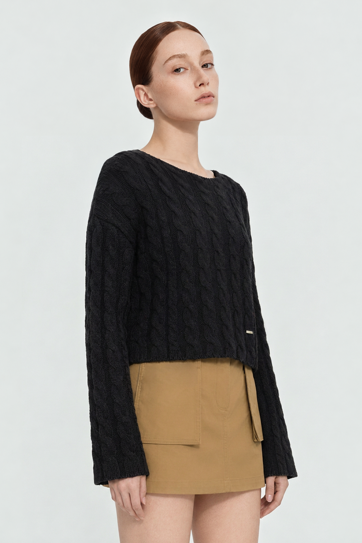 BELLA boat-neck wool sweater (Black)