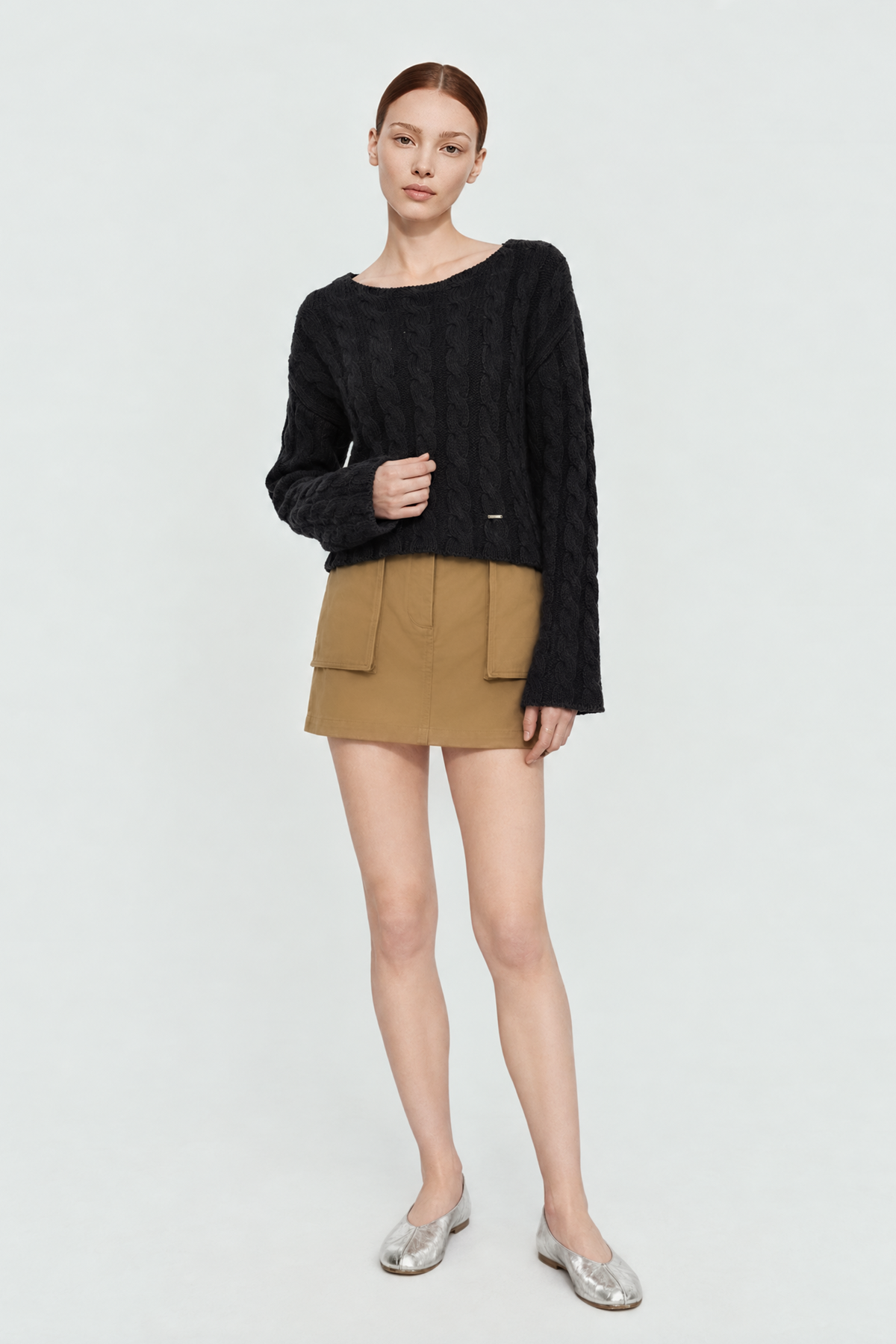 BELLA boat-neck wool sweater (Black)