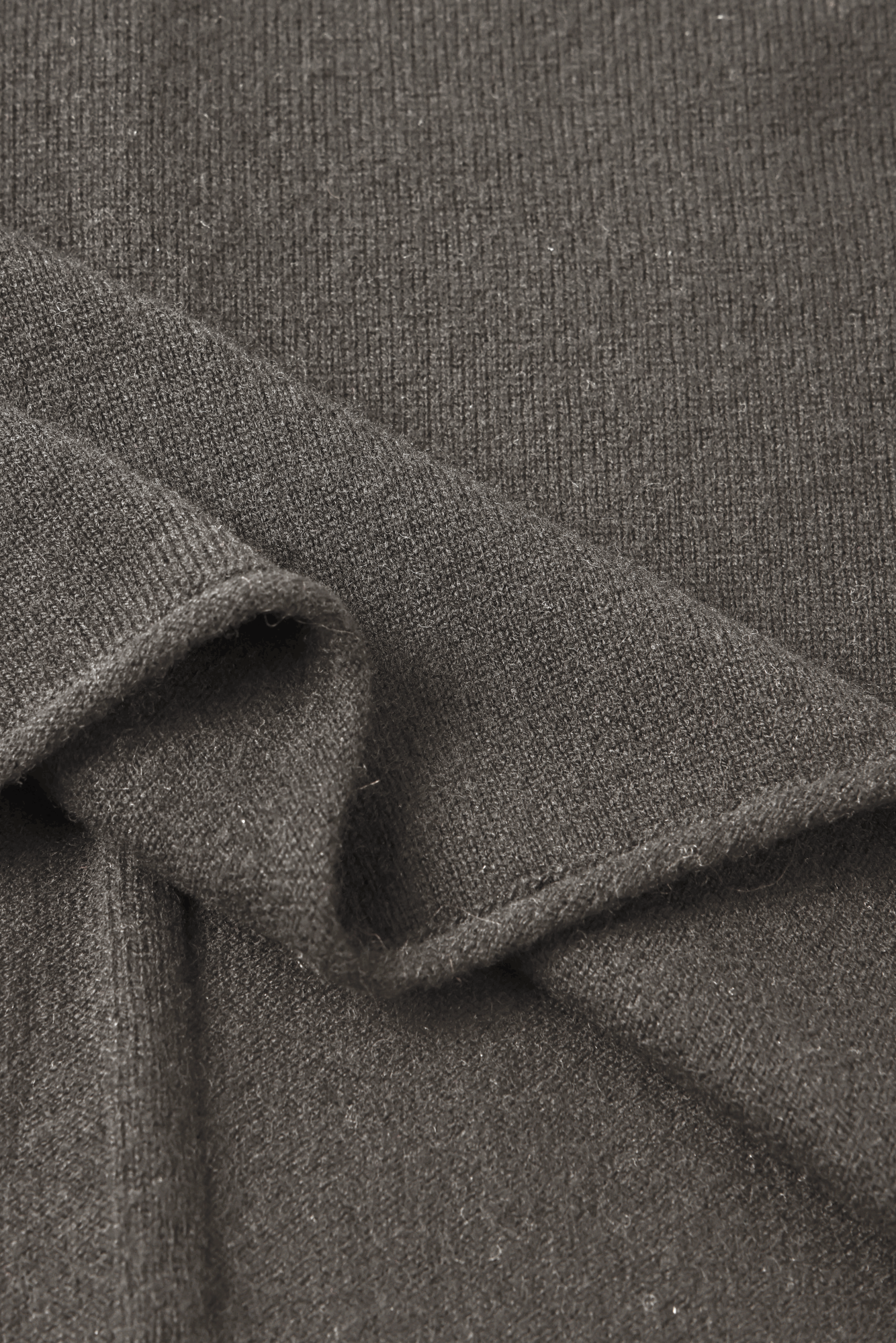 ELEANOR seamless cashmere-blend sweater (Mocha)