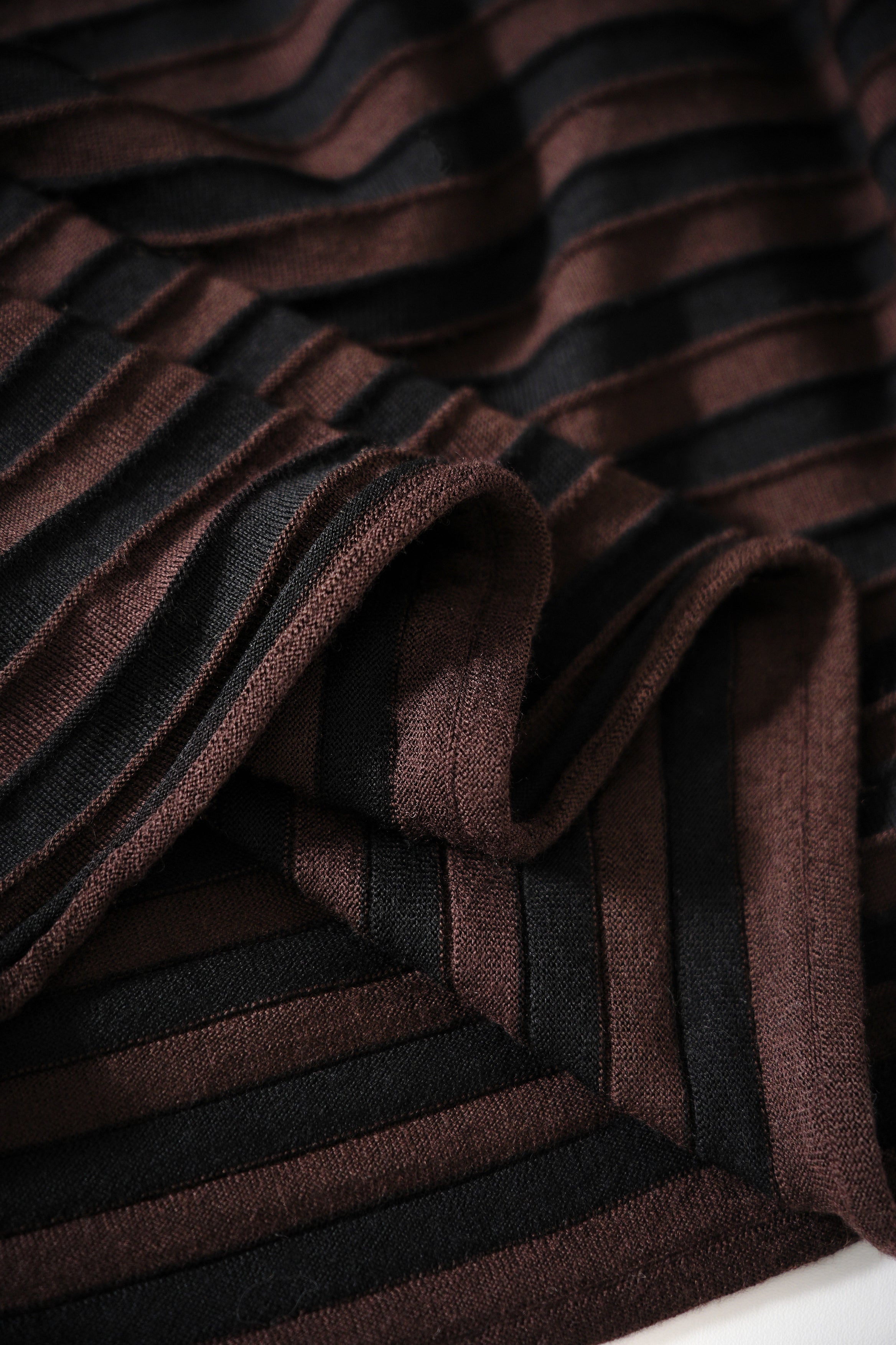 JUILY merino wool top (Brown Stripe)