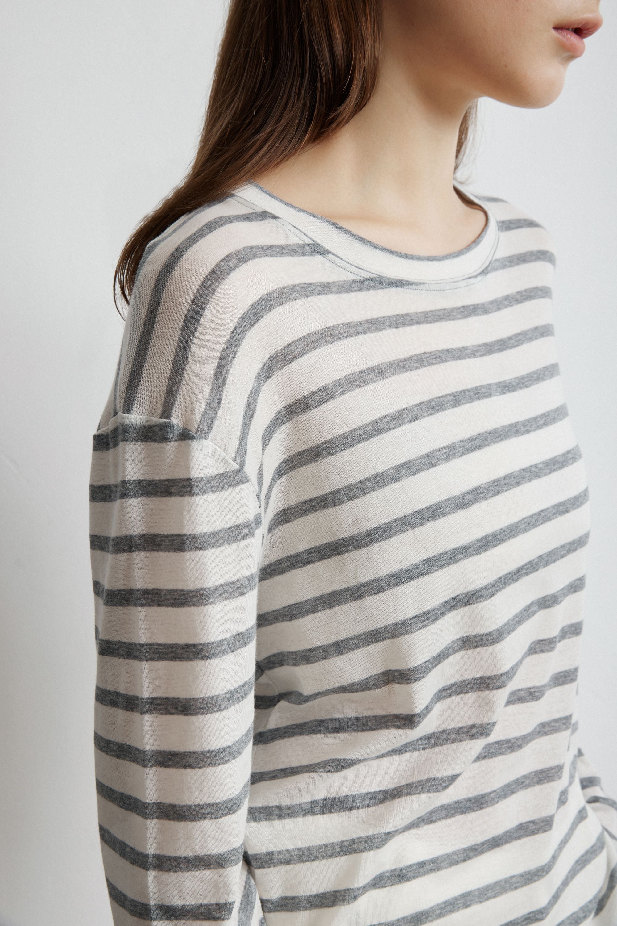 PIMA棉長袖(灰條紋)