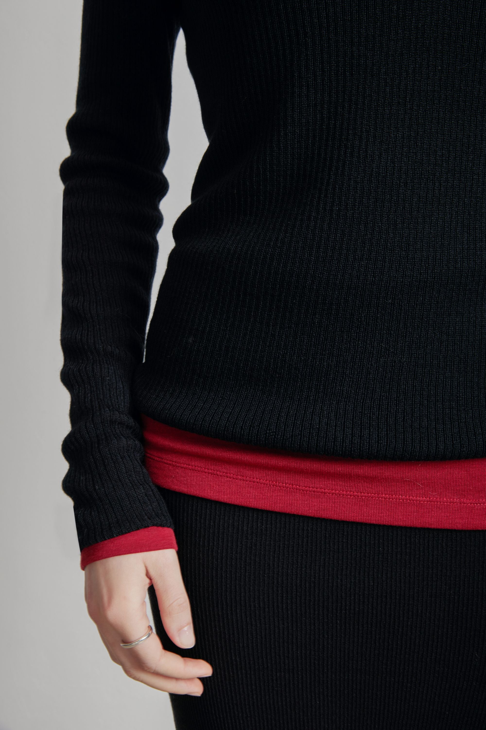 HERA silk-blend sweater (Black)