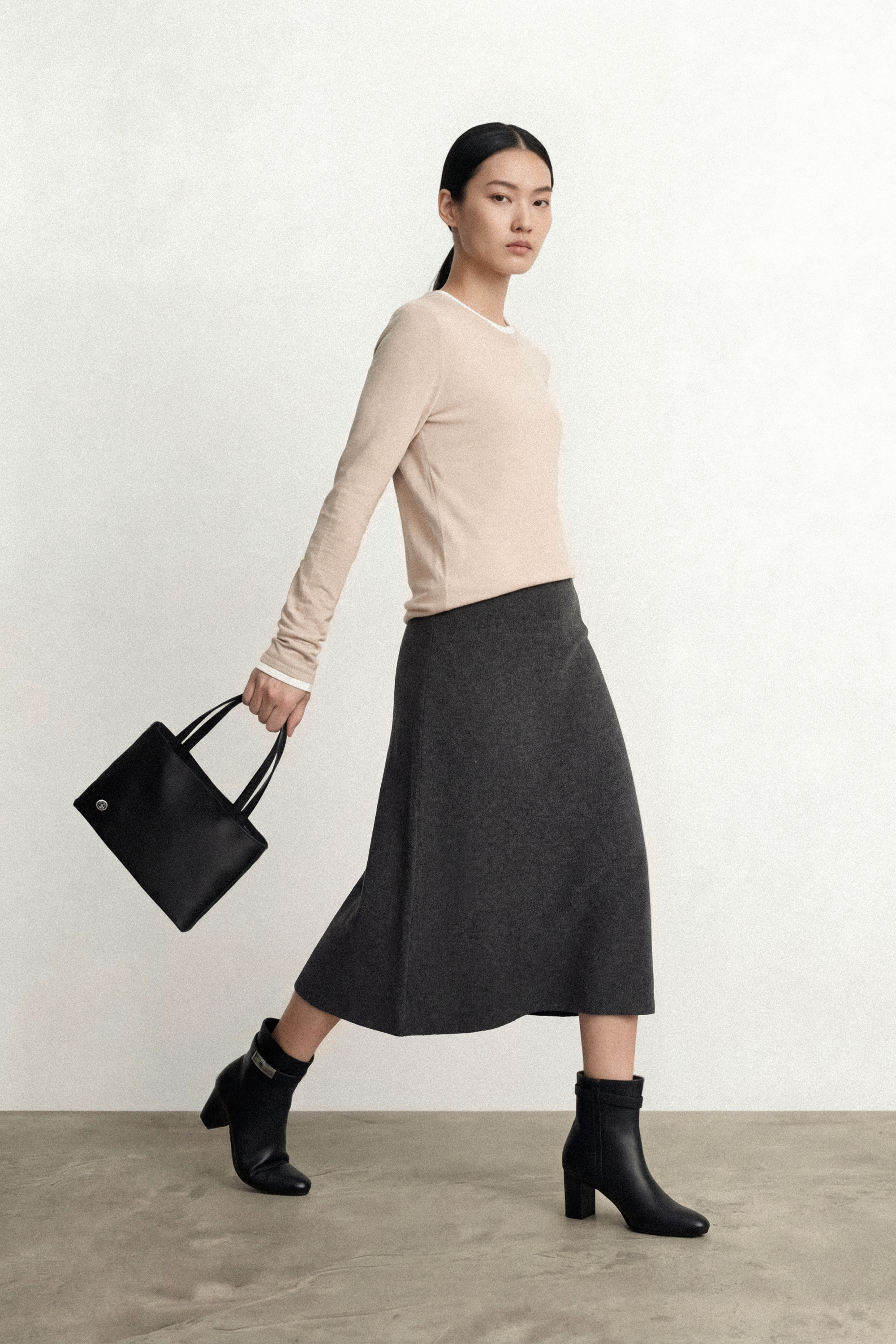 MANO mini silk tote bag (Black)