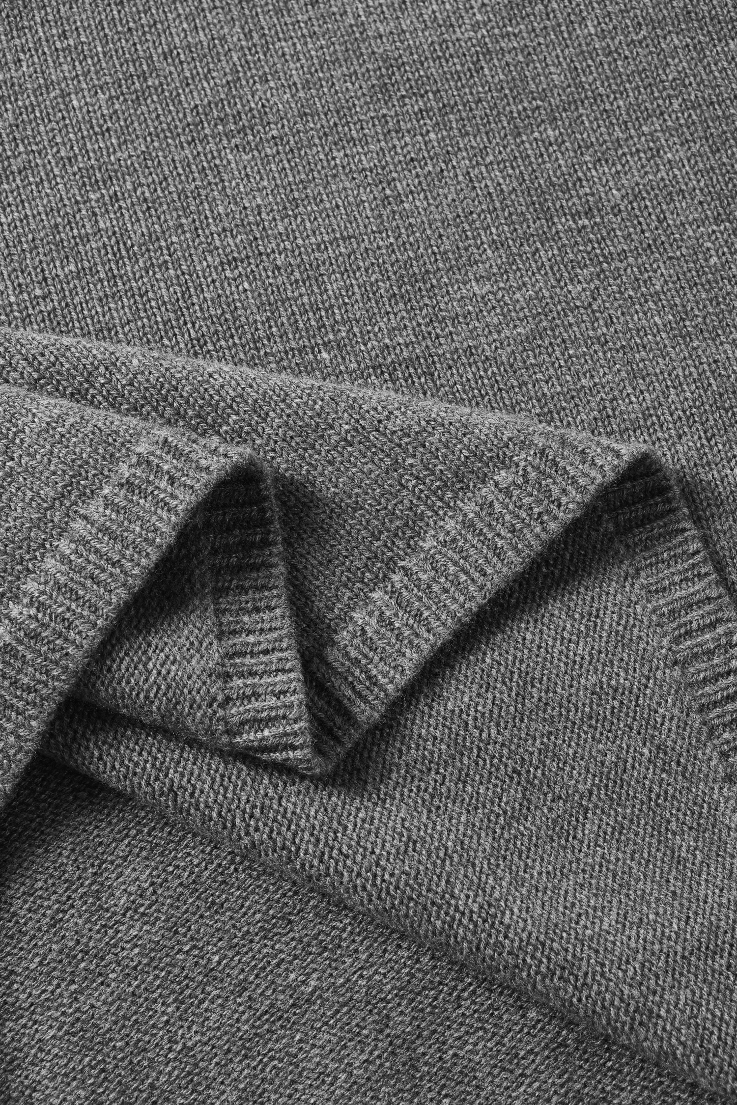 WORLD極細羊毛毛衣(灰色)