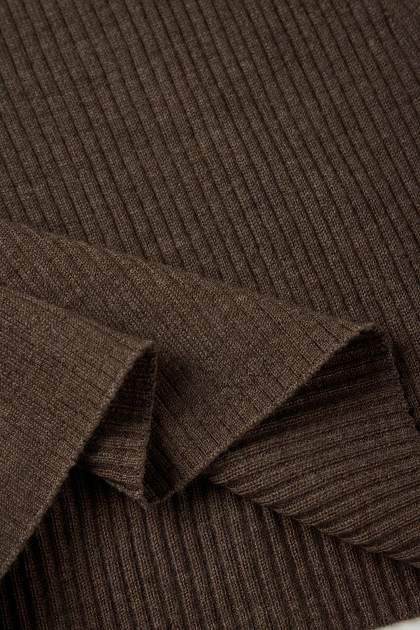 AMAIA U-neck fine-wool sweater (Tabacco) - STELLAM