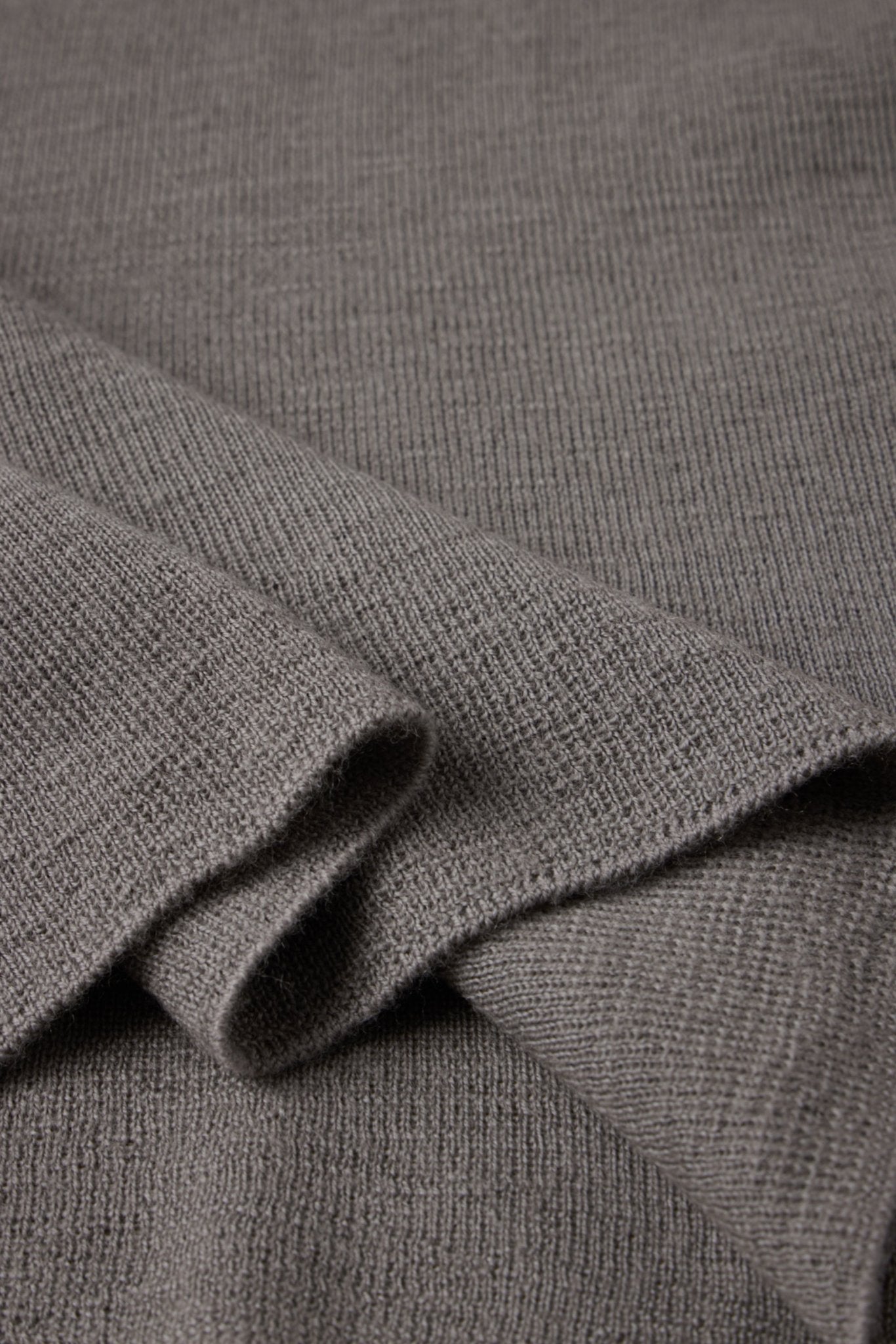 Carol superfine merino wool top (Grey) - STELLAM