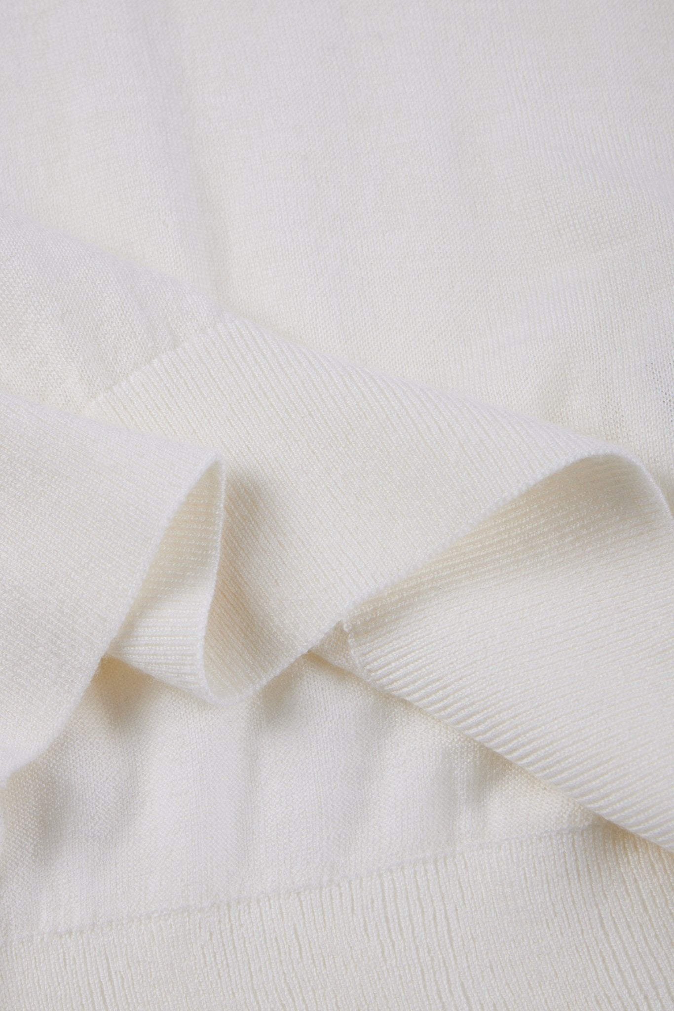 DIAMOND silk-blended sweater (White) - STELLAM