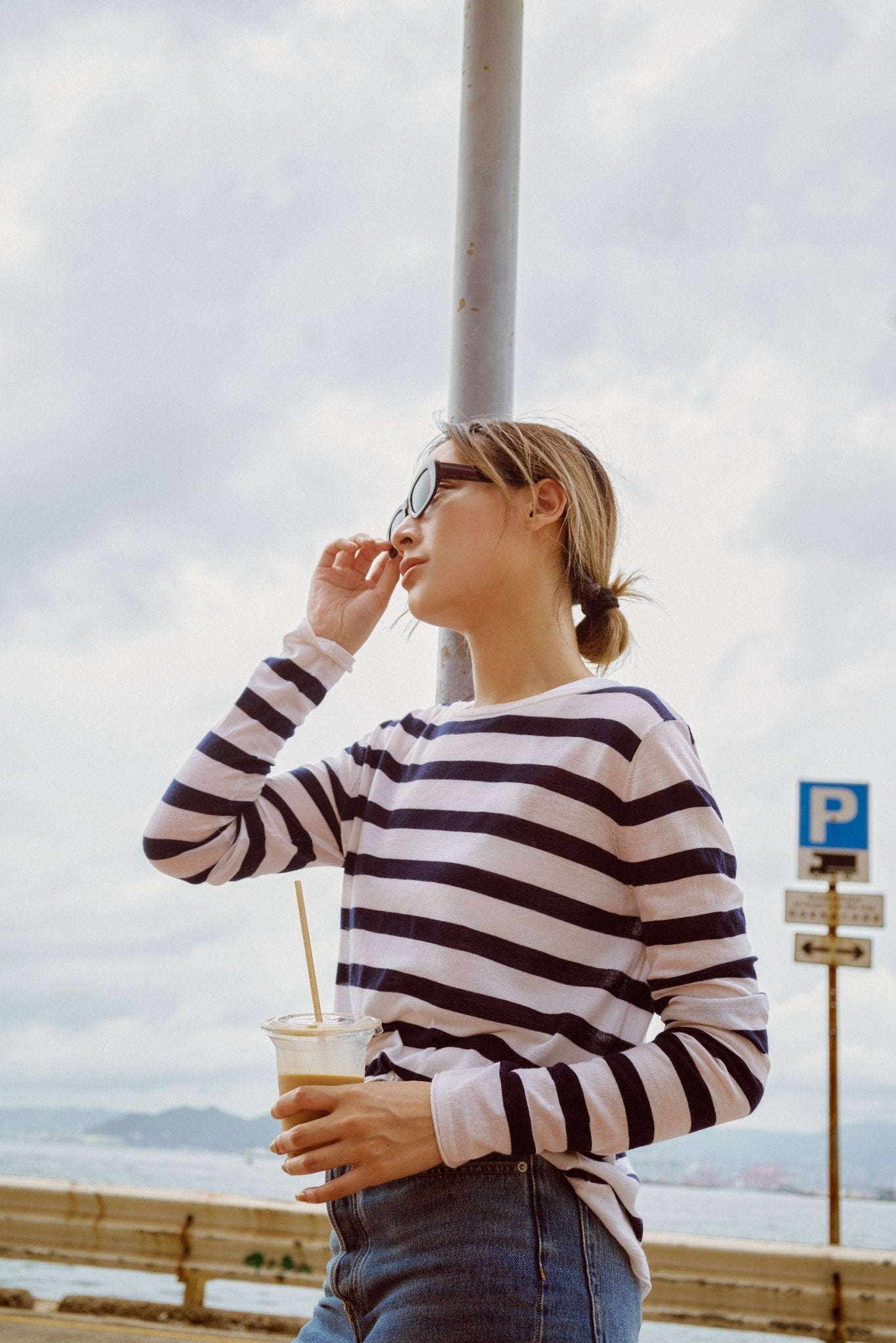 EDITH oversized merino wool pullover (Navy) - STELLAM