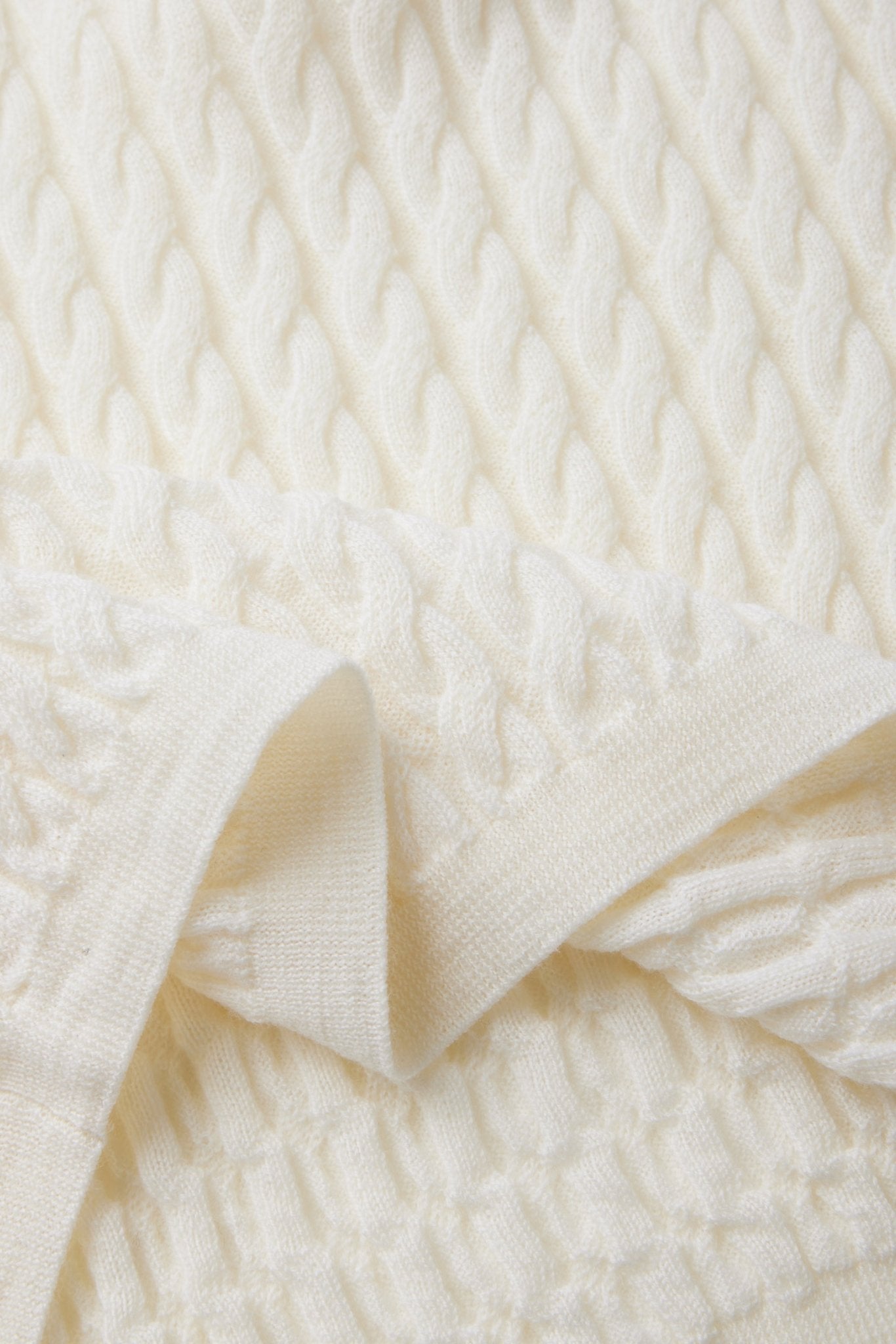 ELEGANCE wool cable knit dress (White) - STELLAM