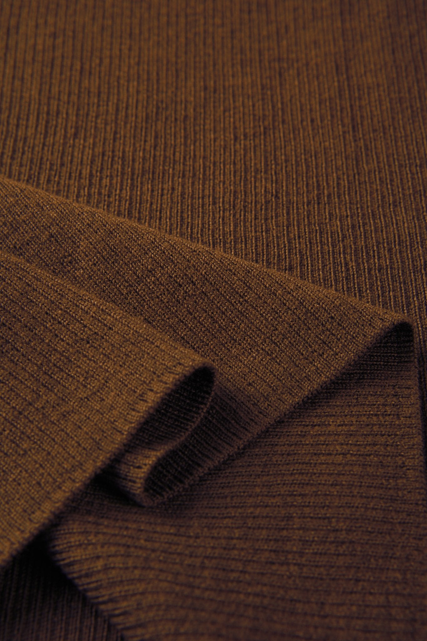 EVA crew mid-sleeve pullover (Brown) - STELLAM