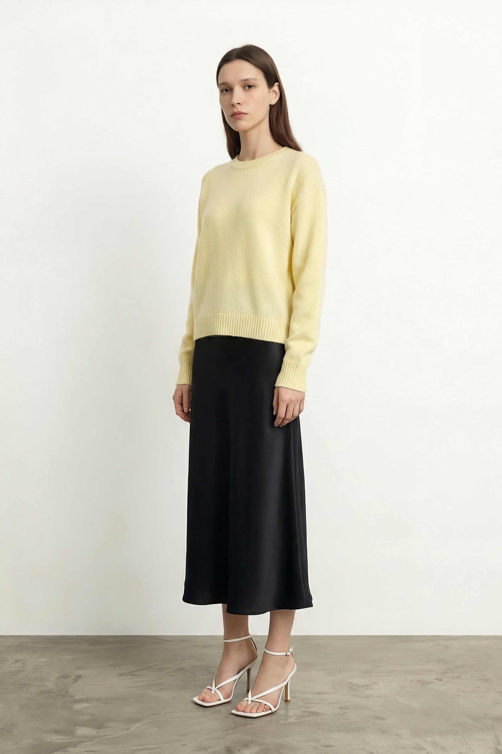 ISA cashmere sweater (Light Yellow)
