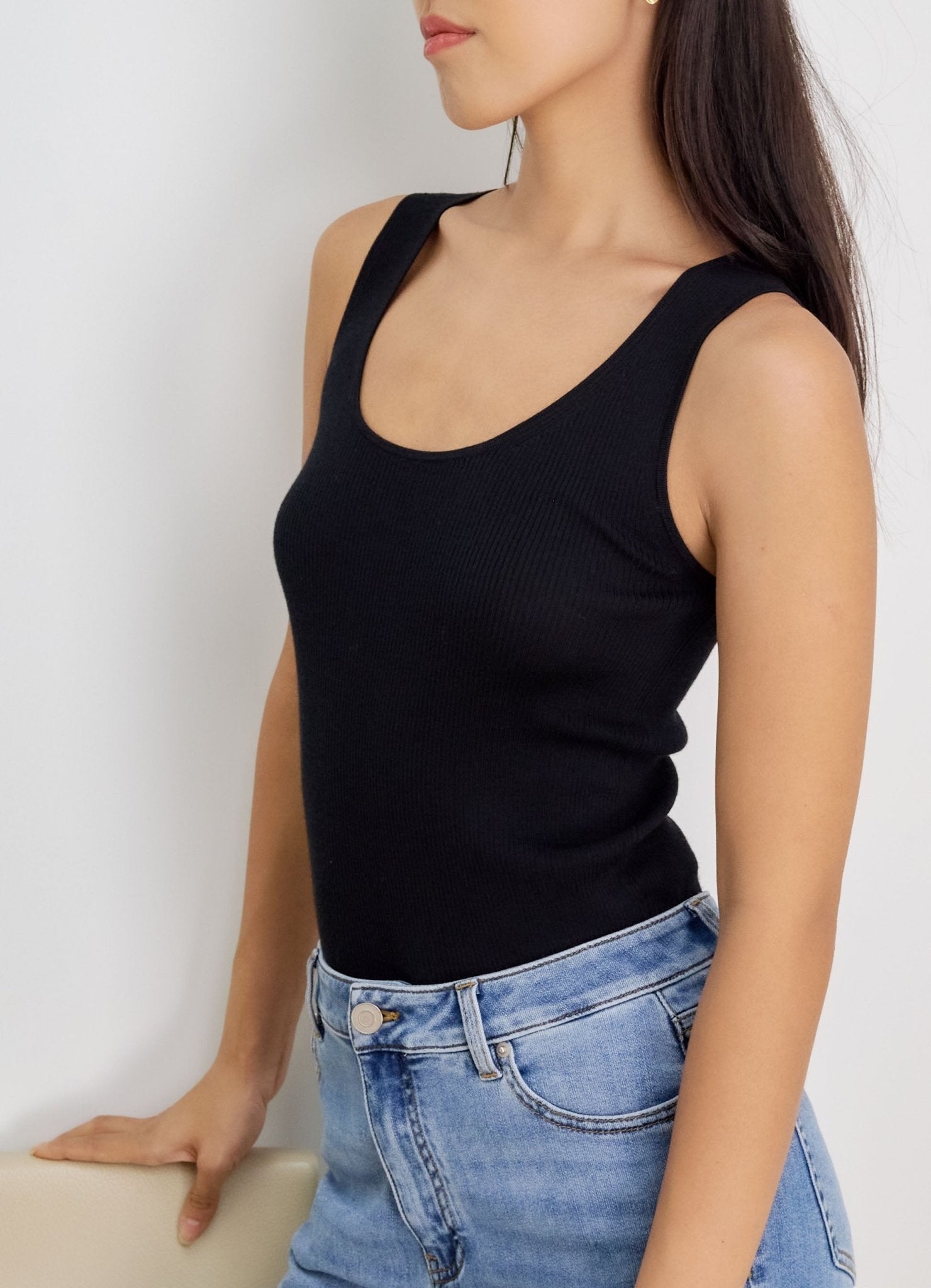 LENYA silk tank top (Black) - STELLAM