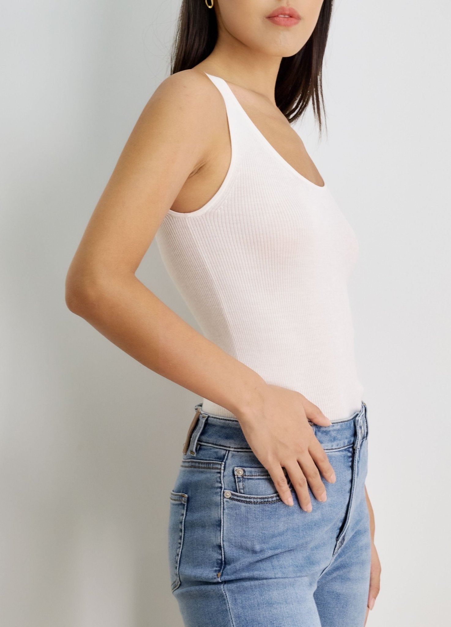 LENYA silk tank top (White) - STELLAM