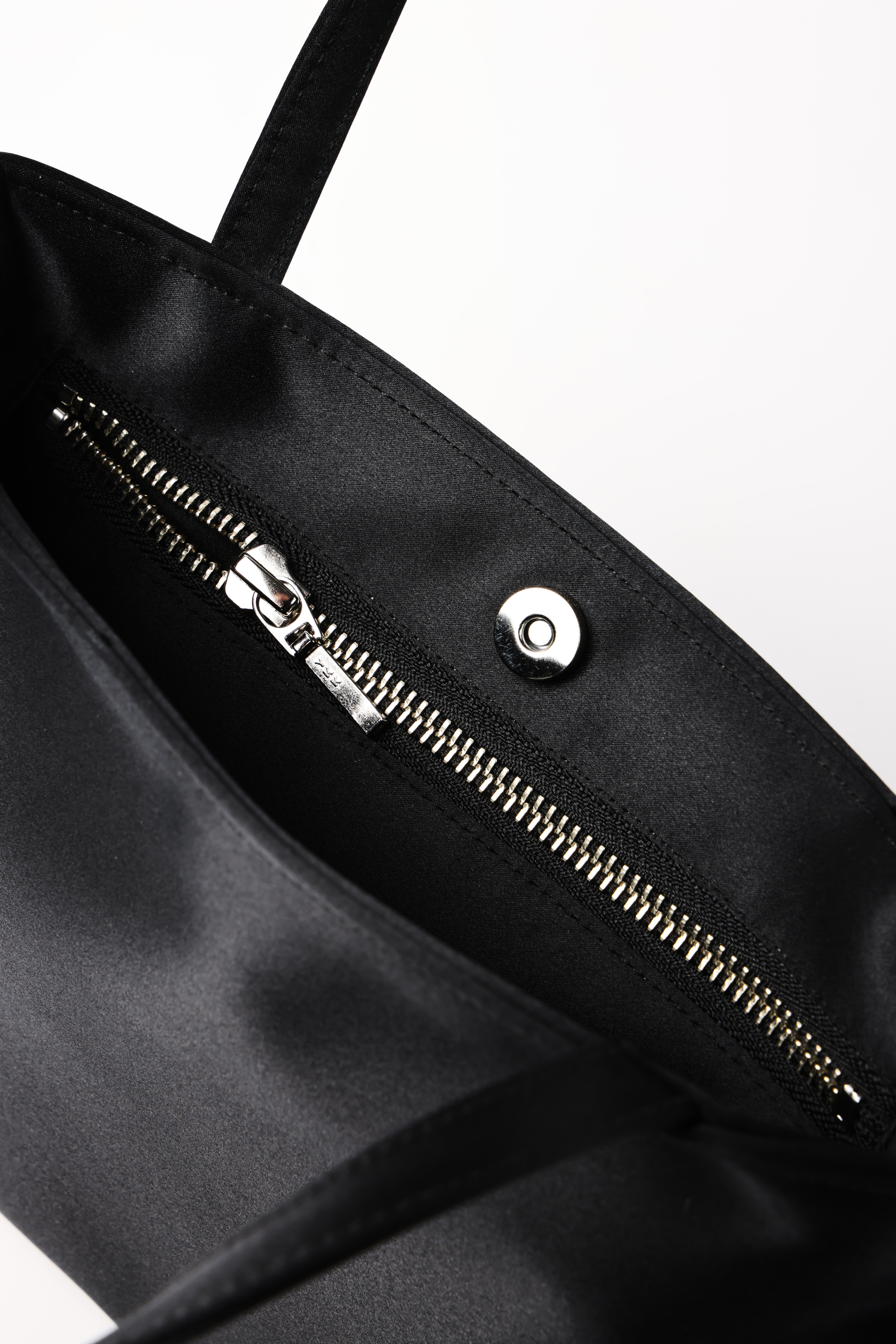 MANO mini silk tote bag (Black)