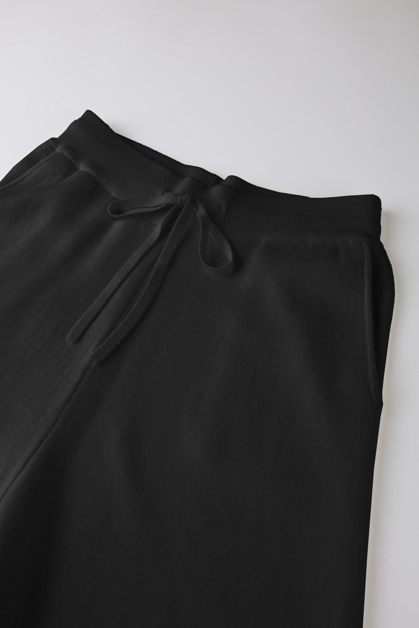 MILANO merino wool trackpants (Black) - STELLAM