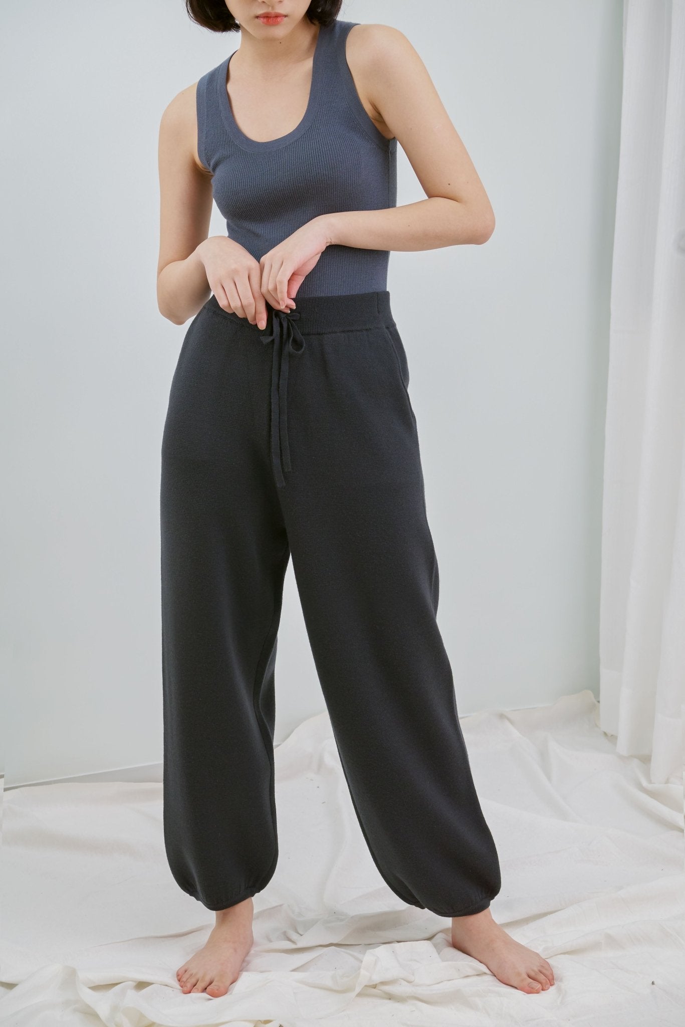 MILANO merino wool trackpants (dark grey) - STELLAM