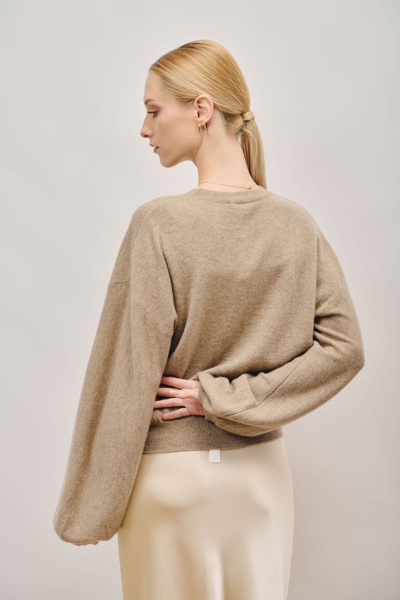 MIRANDA cashemere crew neck sweater (Oatmeal) - STELLAM