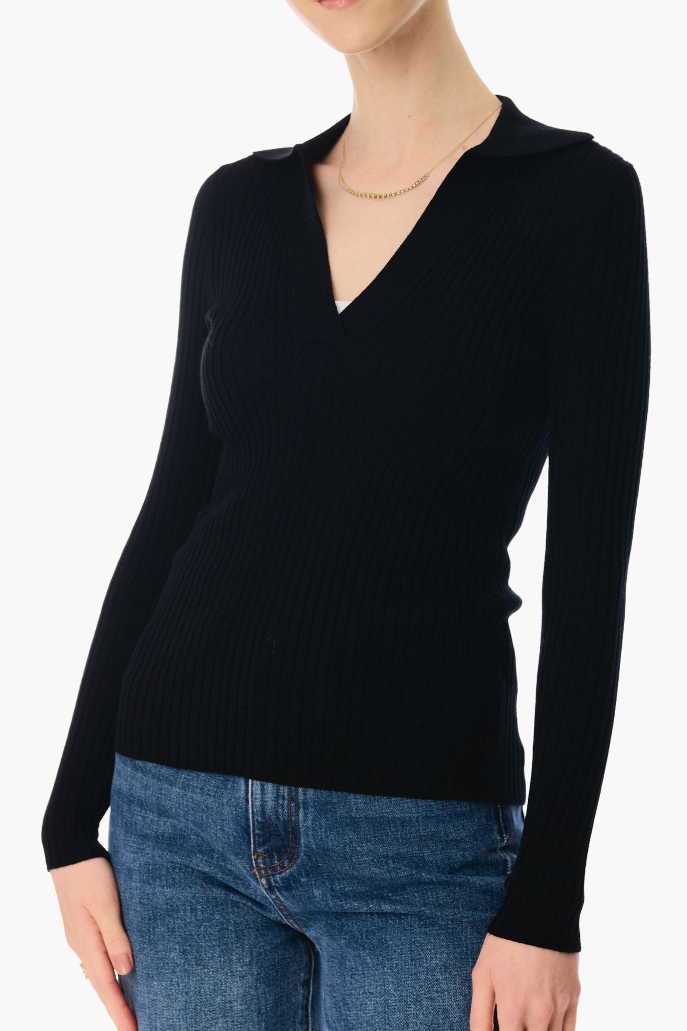 PANDORA V neck wool top (Black) - STELLAM