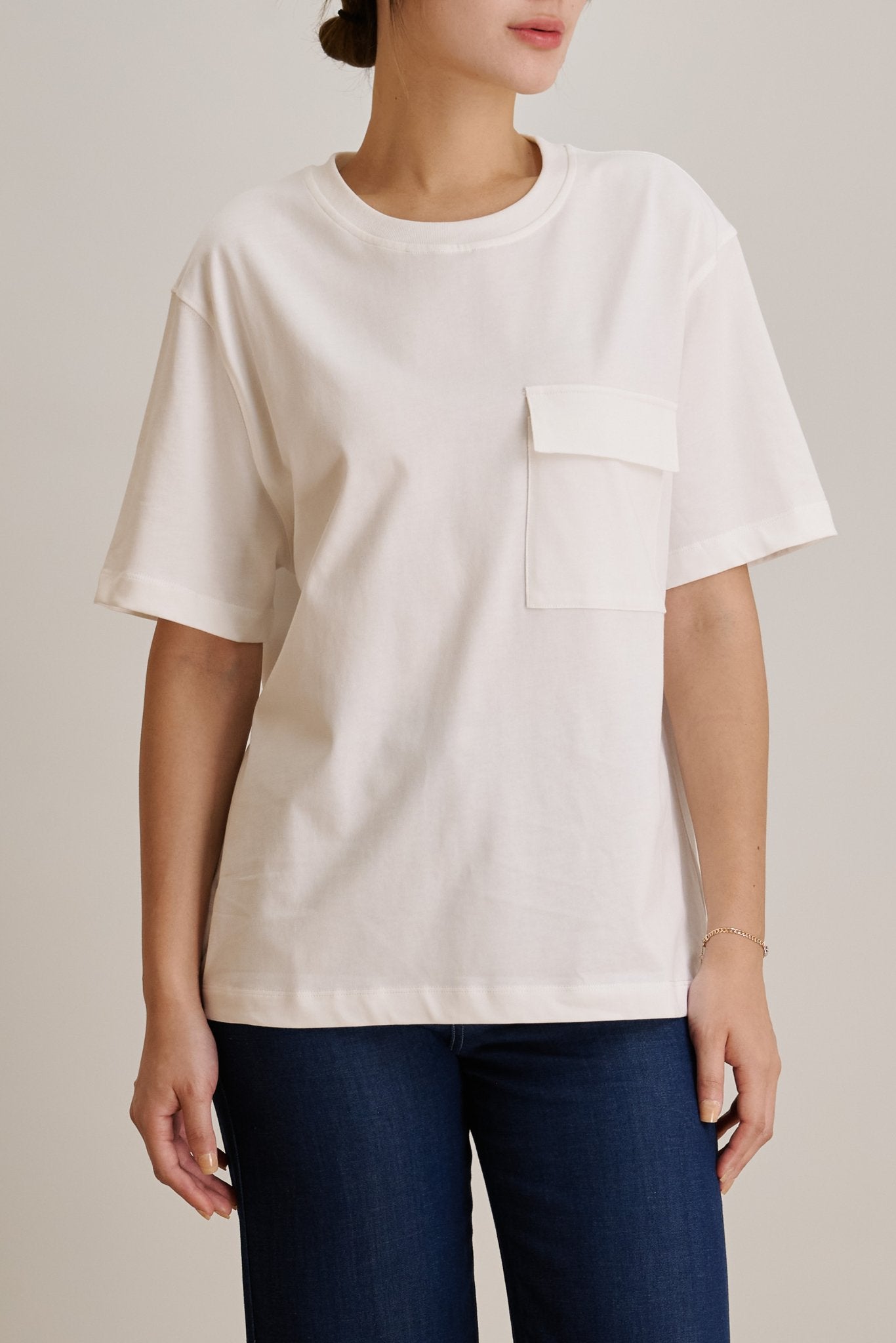 POCKET tee (White) - STELLAM