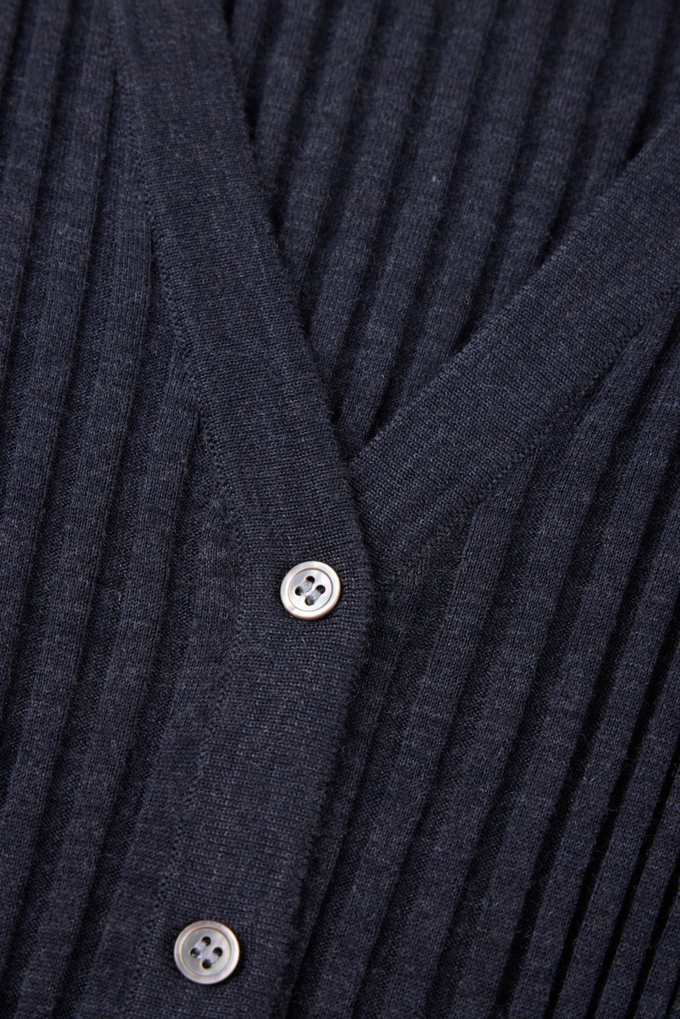 SUSAN slim-fit cardigan (Dark grey) - STELLAM