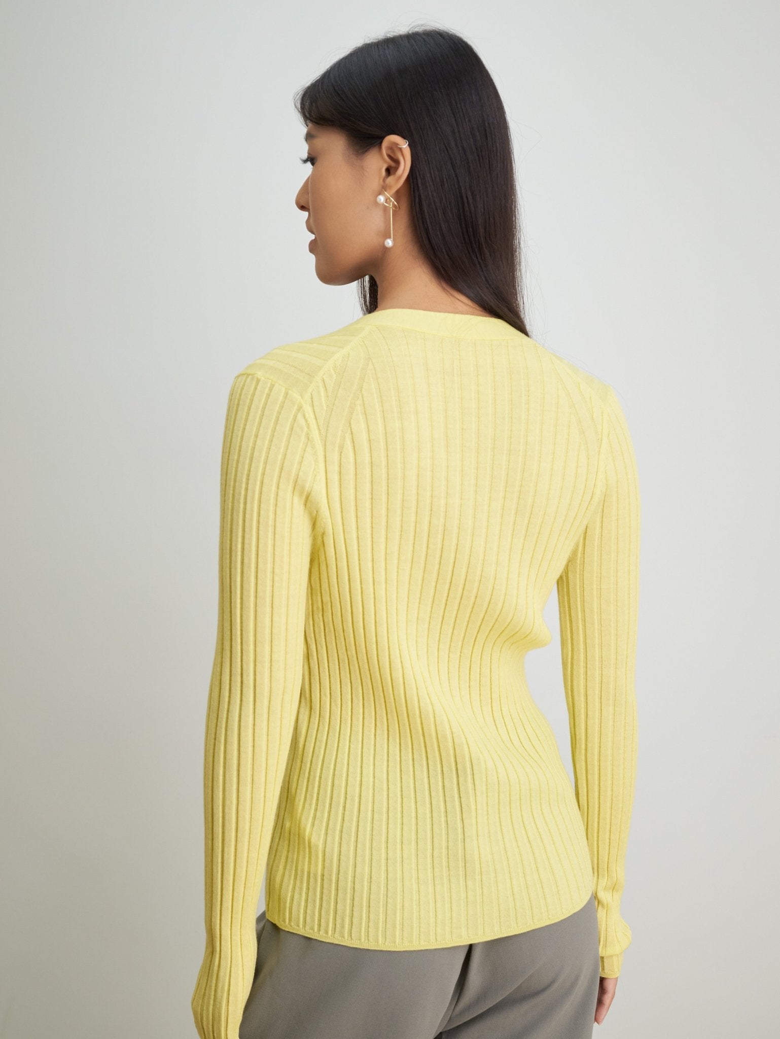 WENDY merino wool slim-fit cardigan (Yellow) - STELLAM