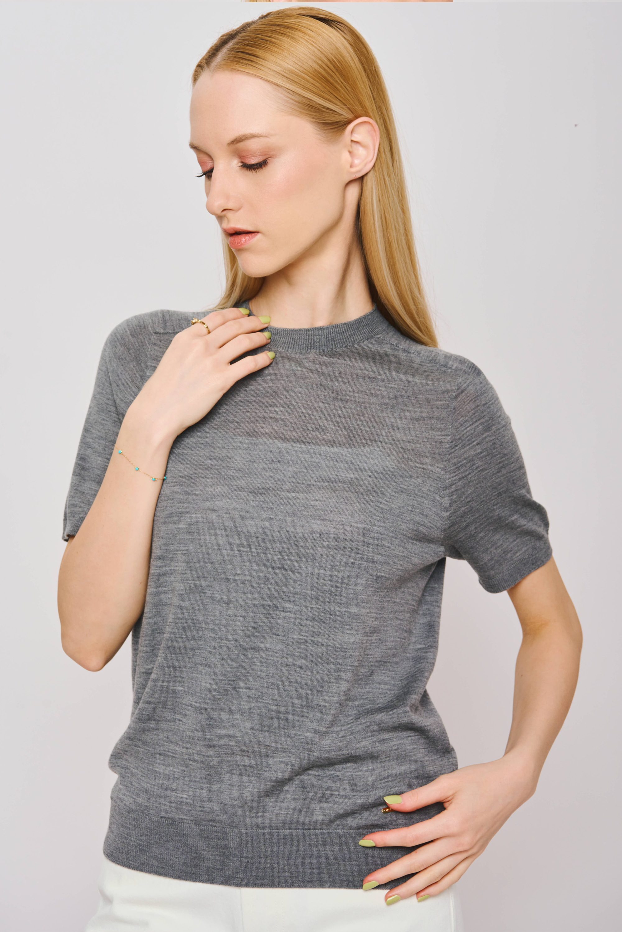 MAYA superfine merino wool top  (Grey)