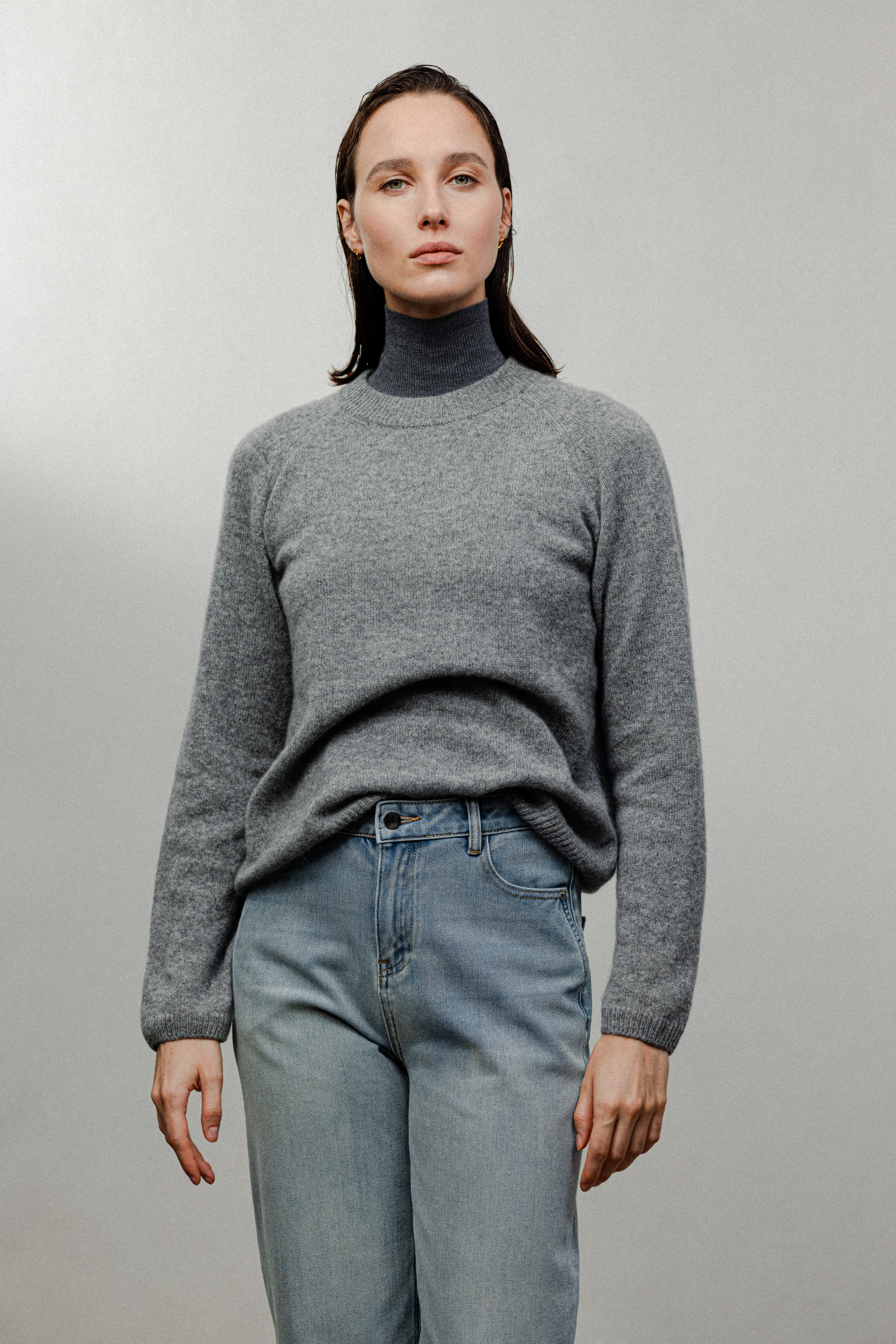 AIR-CASHMERE sweater (Grey)