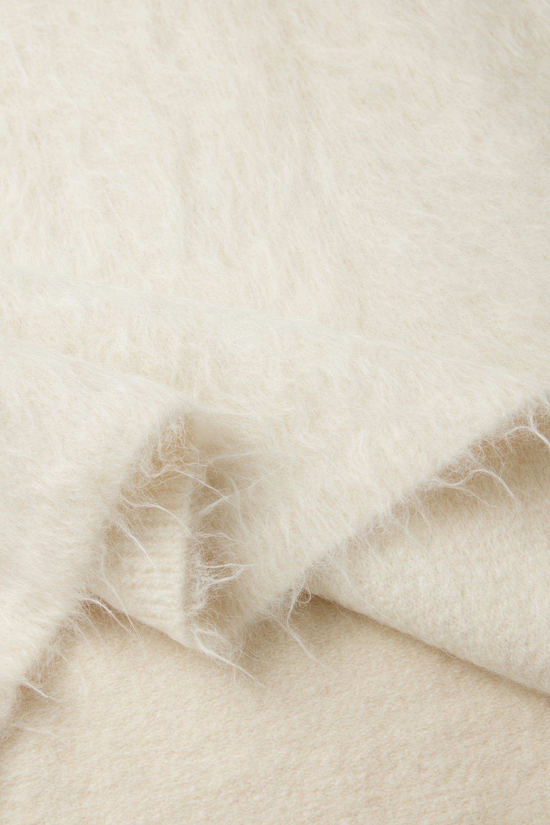 ALPACA wool pullover (White)