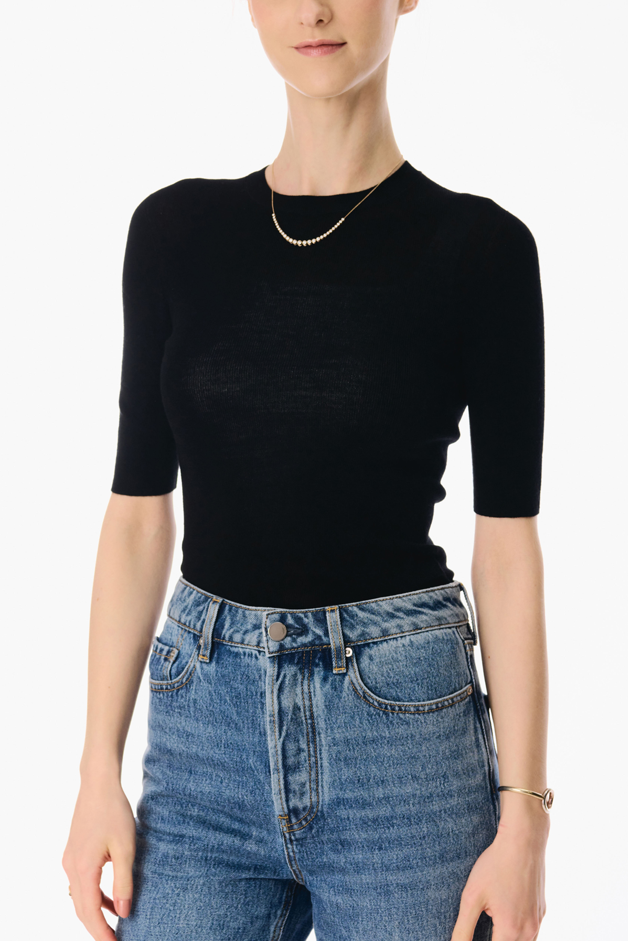 TAYLOR seamless mid-sleeves top (Black)