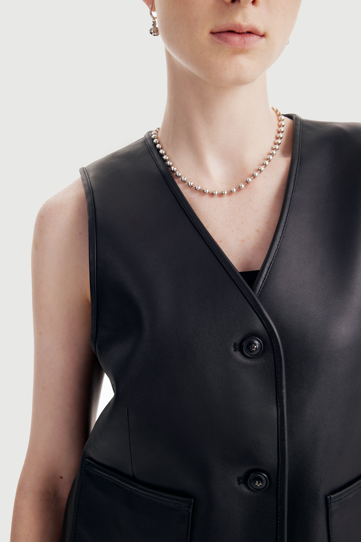 APPA lambskin gilet (Black)