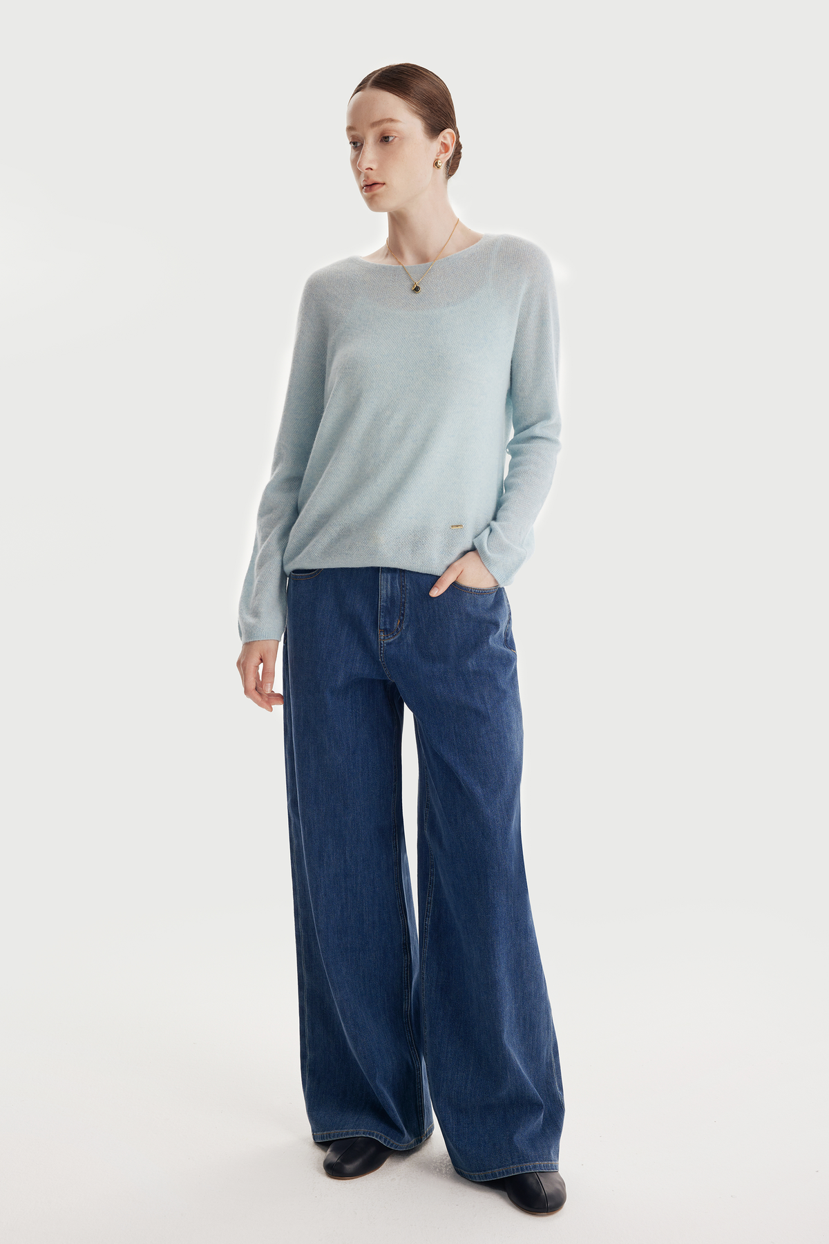 CARRIA silk-cashmere seamless pullover (Sky blue)
