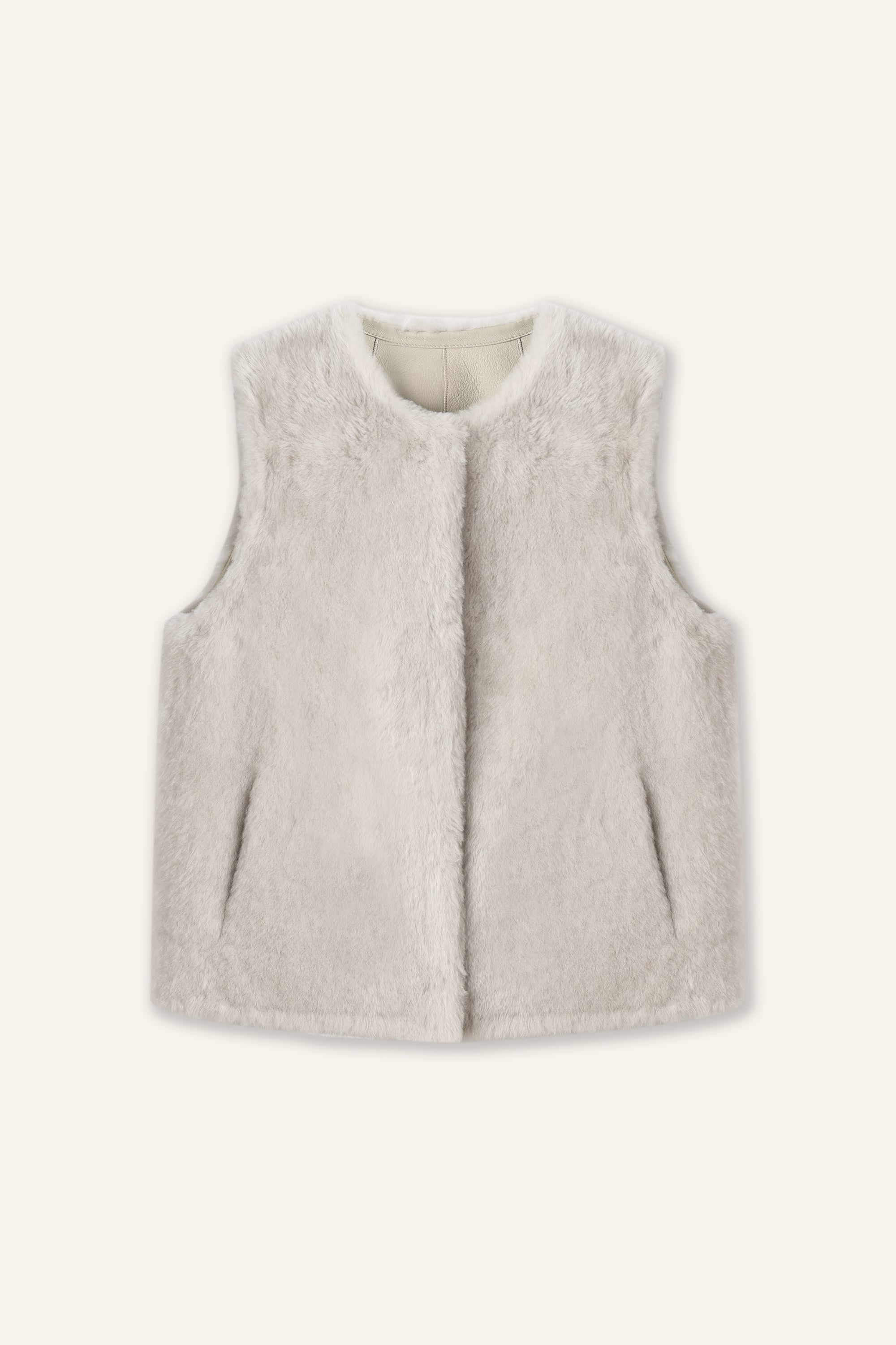 CLOUD merino wool shearling gilet (Milk)