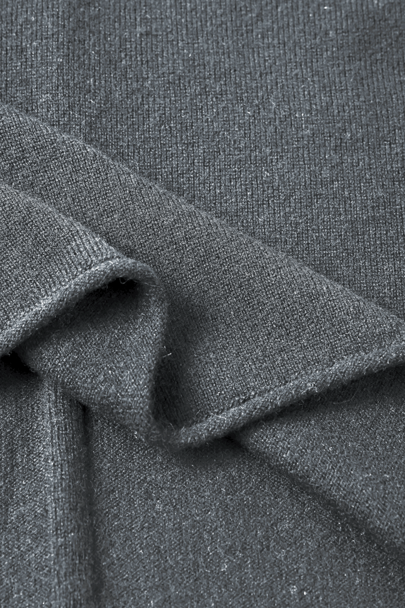 ELEANOR seamless cashmere-blend sweater (Light grey)