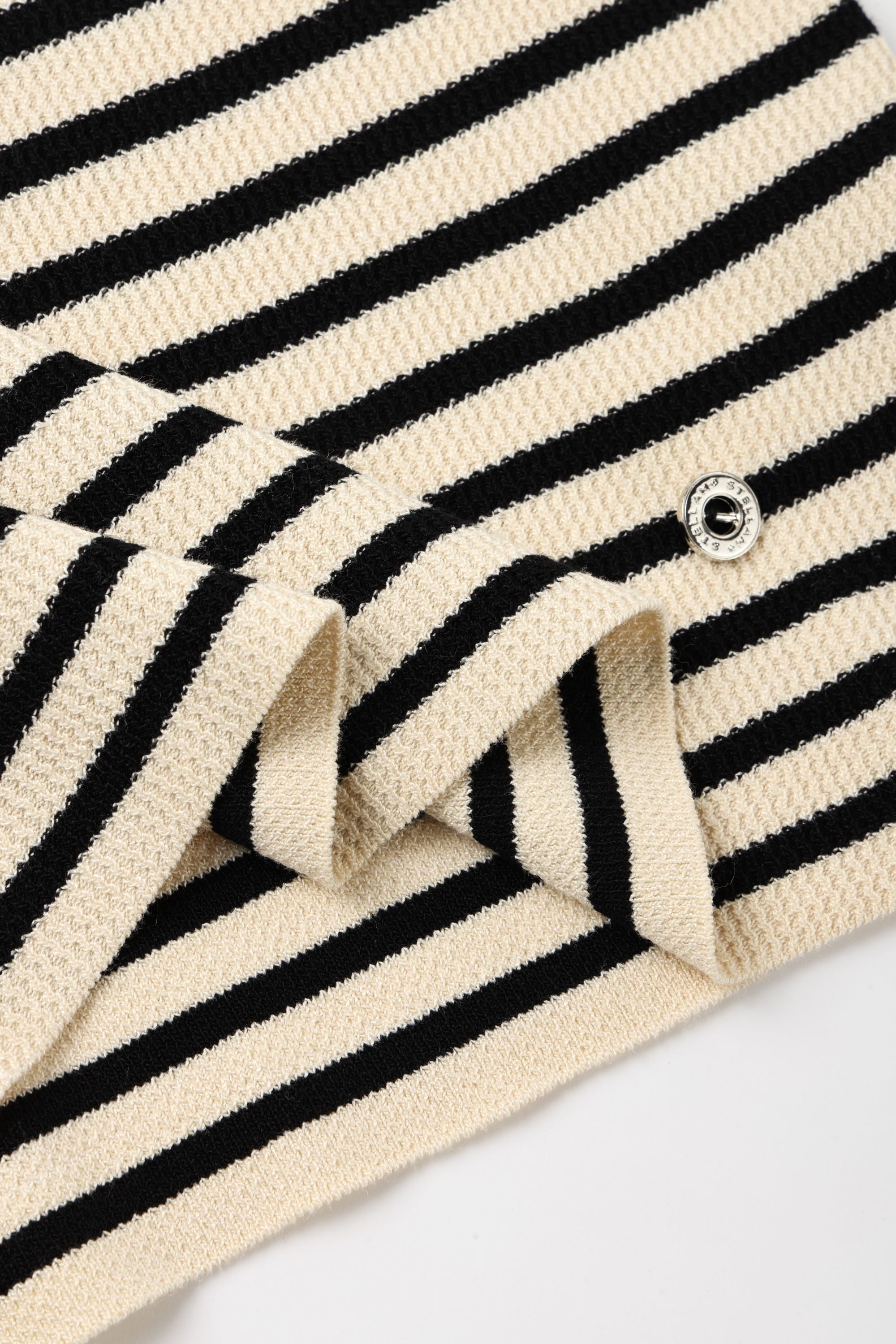 SATURN stripe sleeveless top (Stripe)