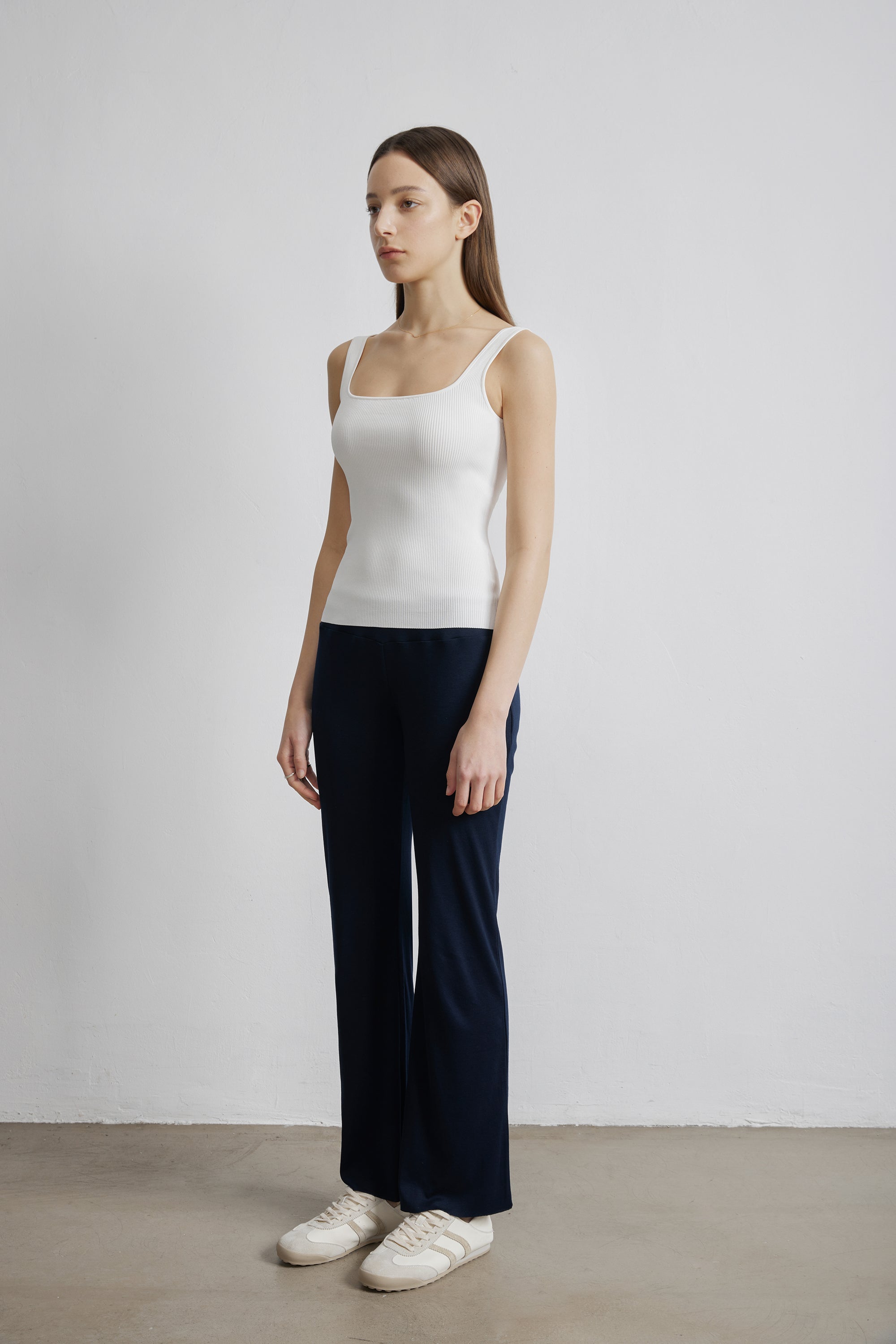 SUNNY two-ways tank top (White)