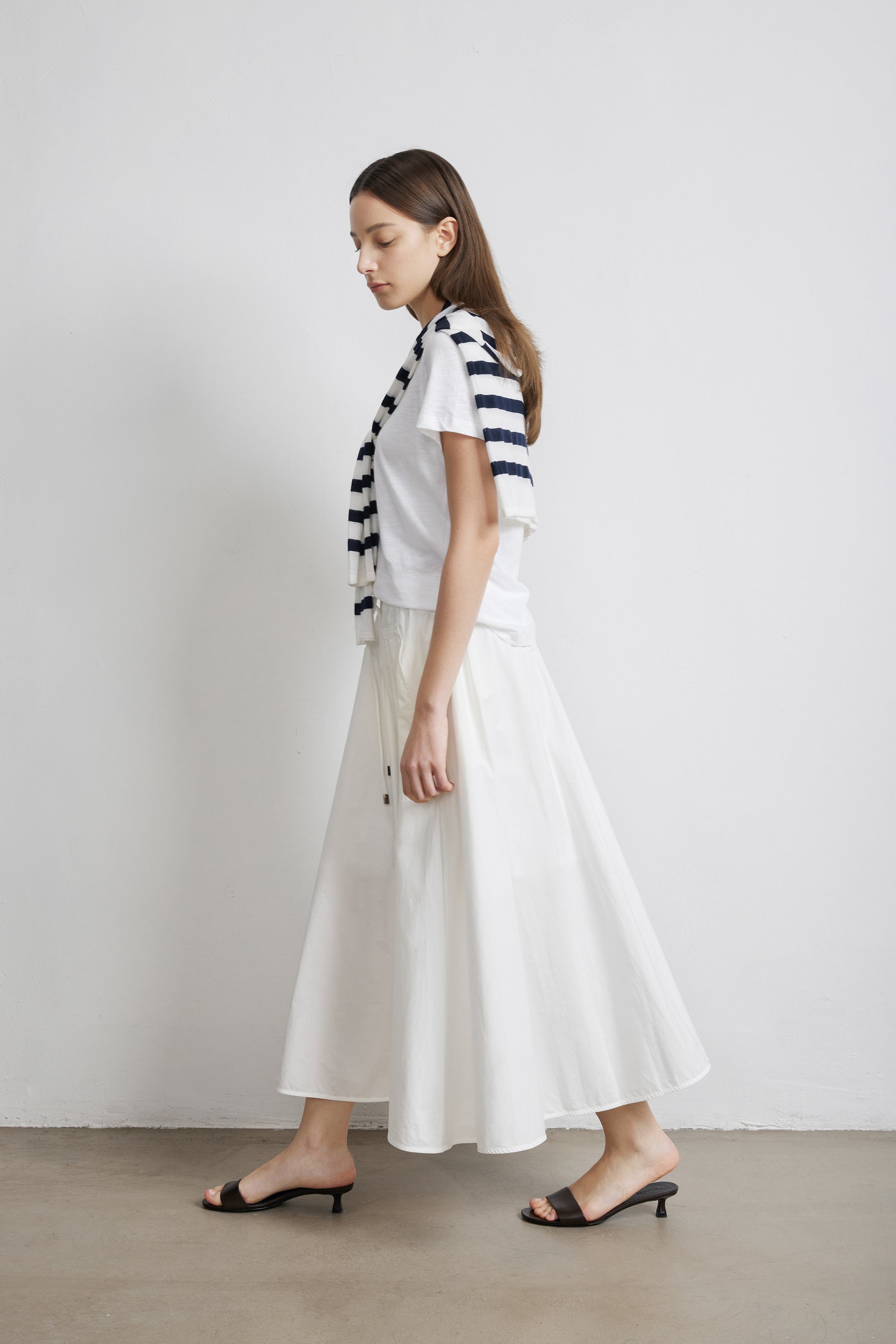 MOON cotton midi skirt (White)