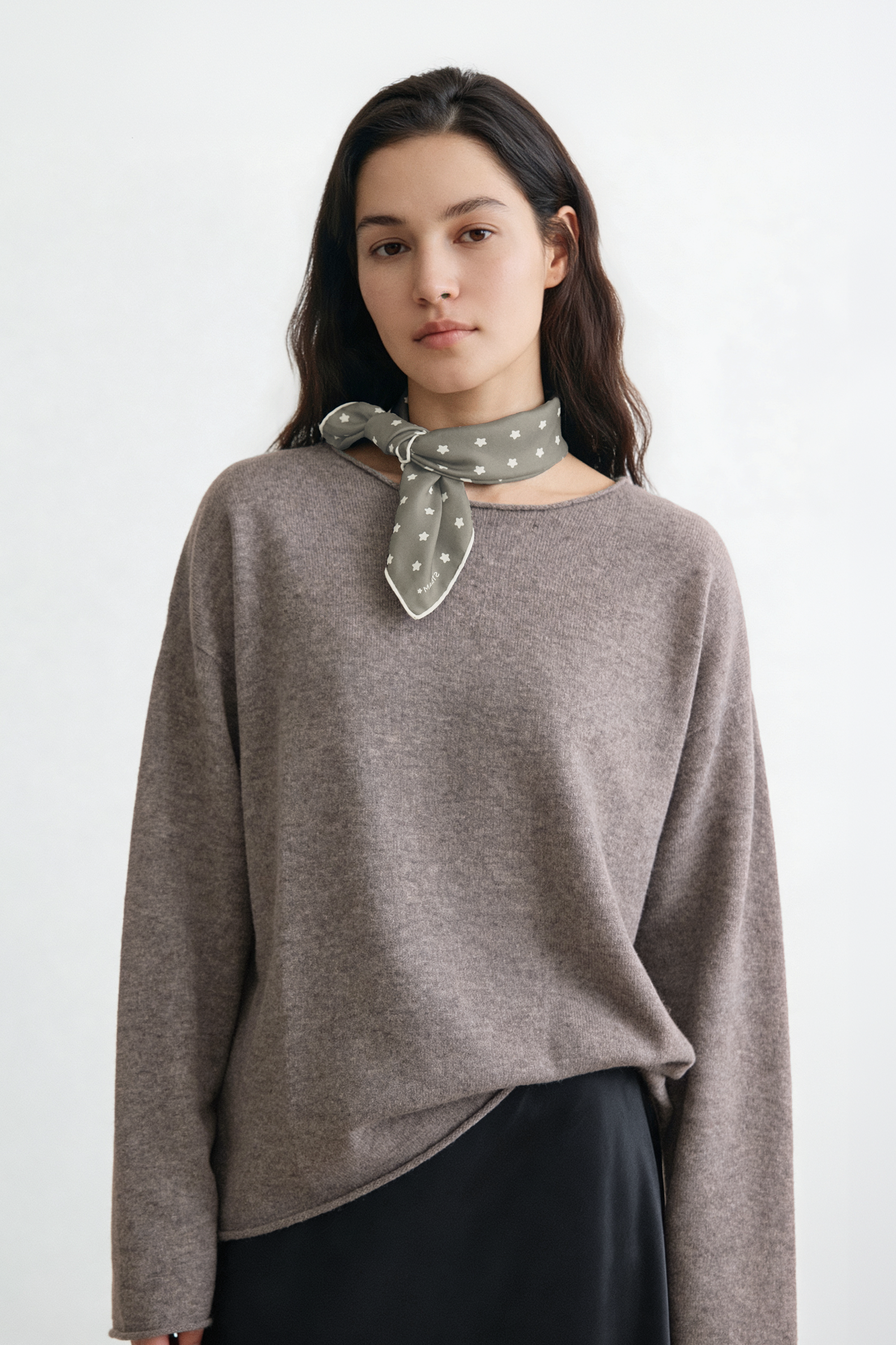 ELEANOR seamless cashmere-blend sweater (Mocha)