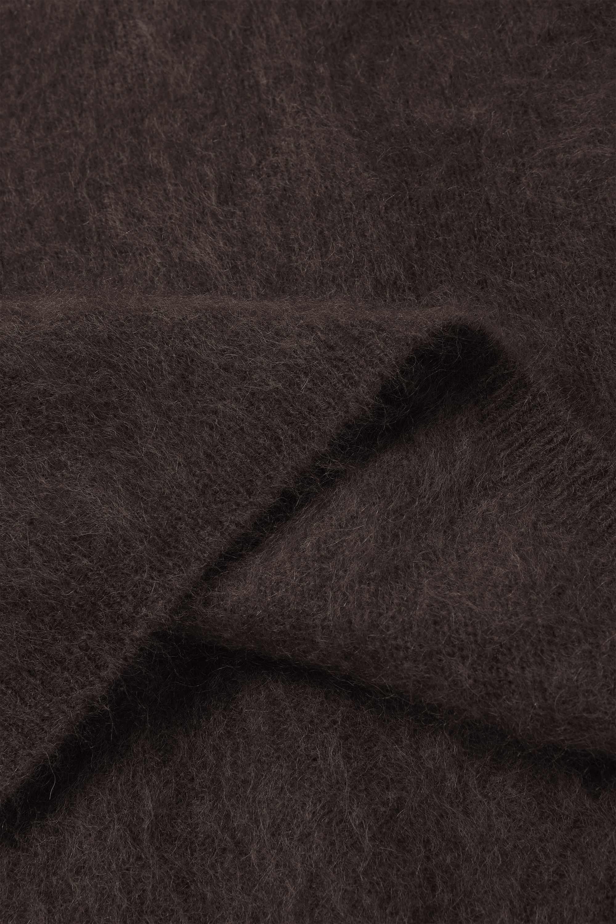 SUPERIOR merino wool sweater (Charocal)