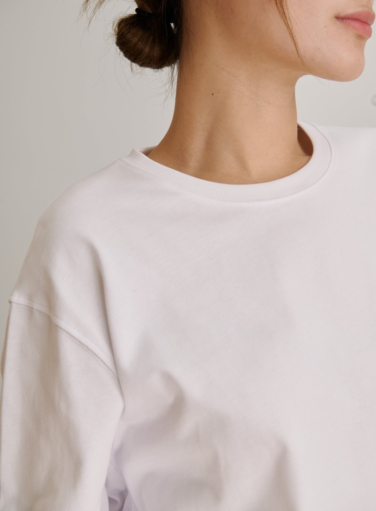 CILES cotton longsleeves top (White) - STELLAM