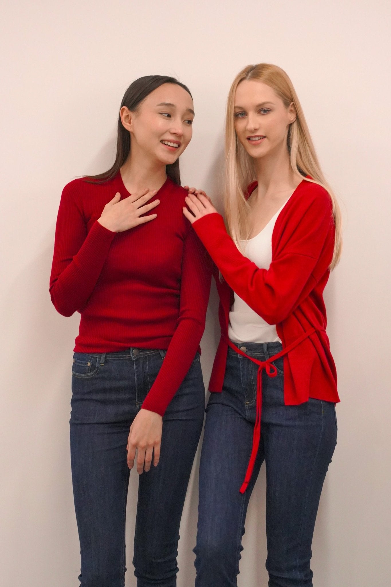 CINDY superfine knit crew top (Red) - STELLAM