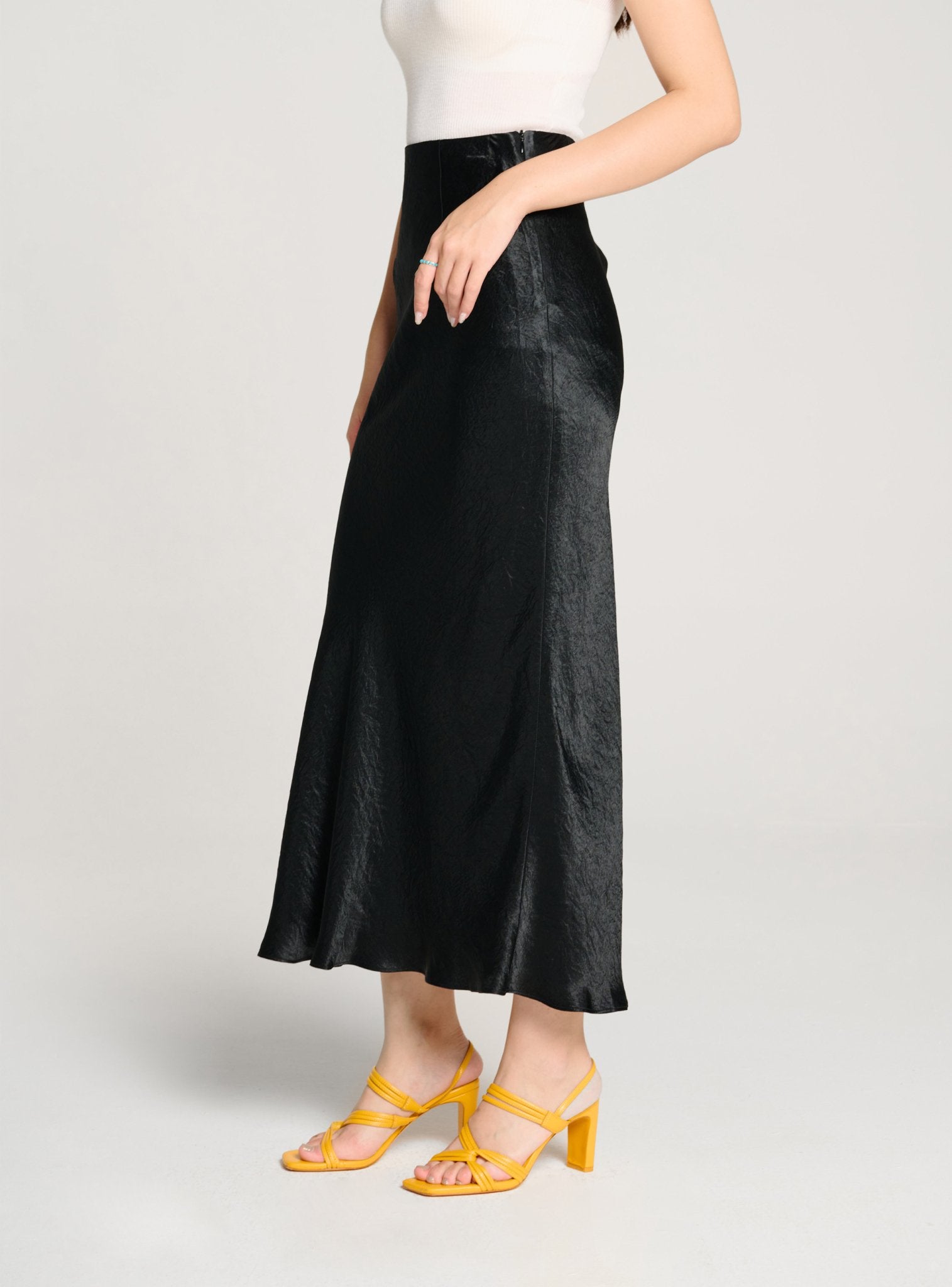 CYNTHIA naia midi skirt (Black) - STELLAM