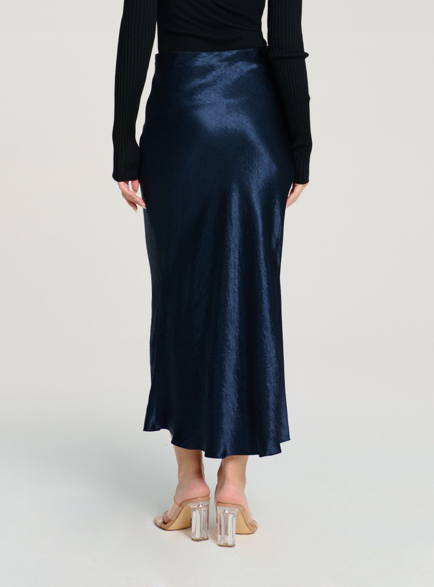 CYNTHIA naia midi skirt (Navy) - STELLAM