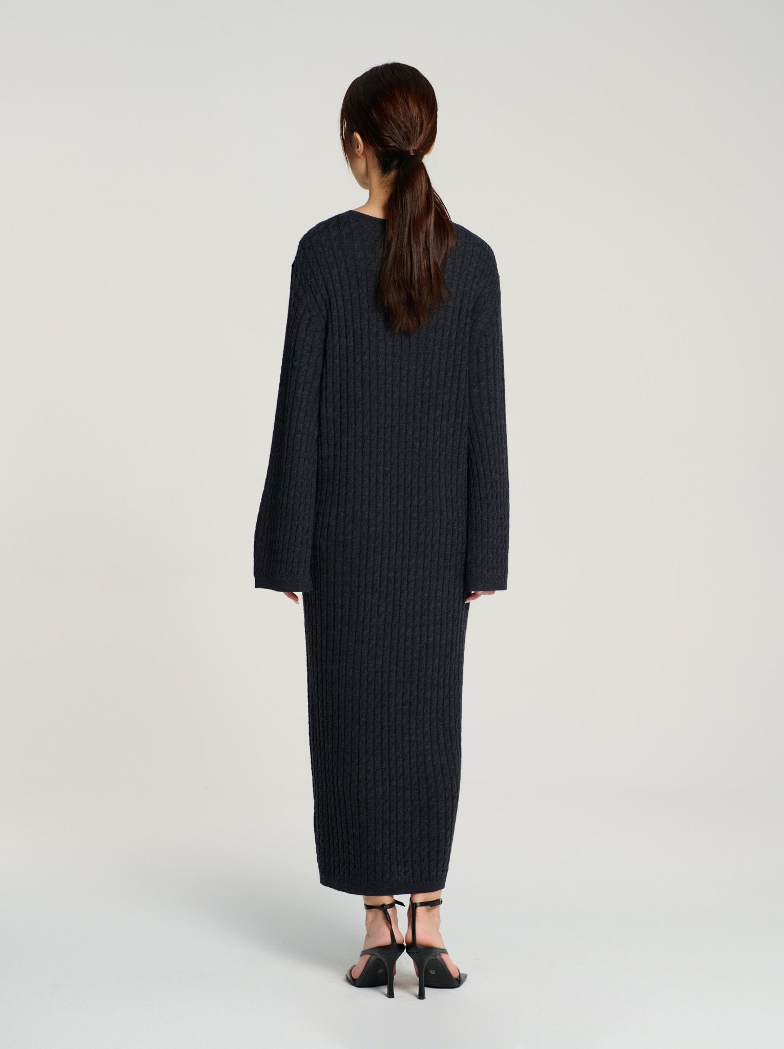 ELEGANCE wool cable knit dress (Grey) - STELLAM