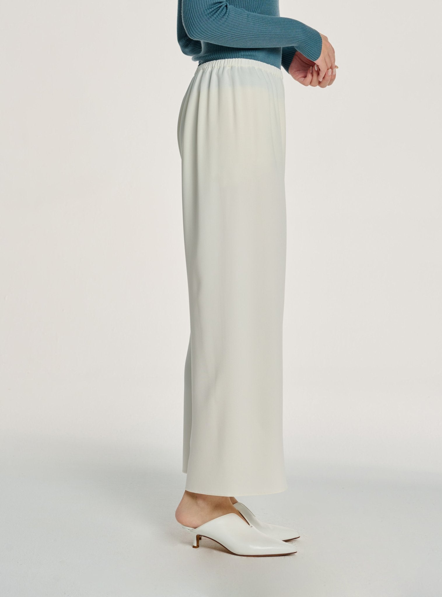 GALA-CROPPED pants (White) - STELLAM