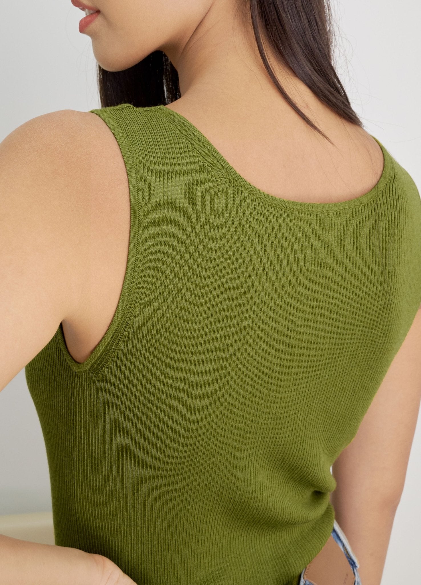 LENYA silk tank top (Olive) - STELLAM