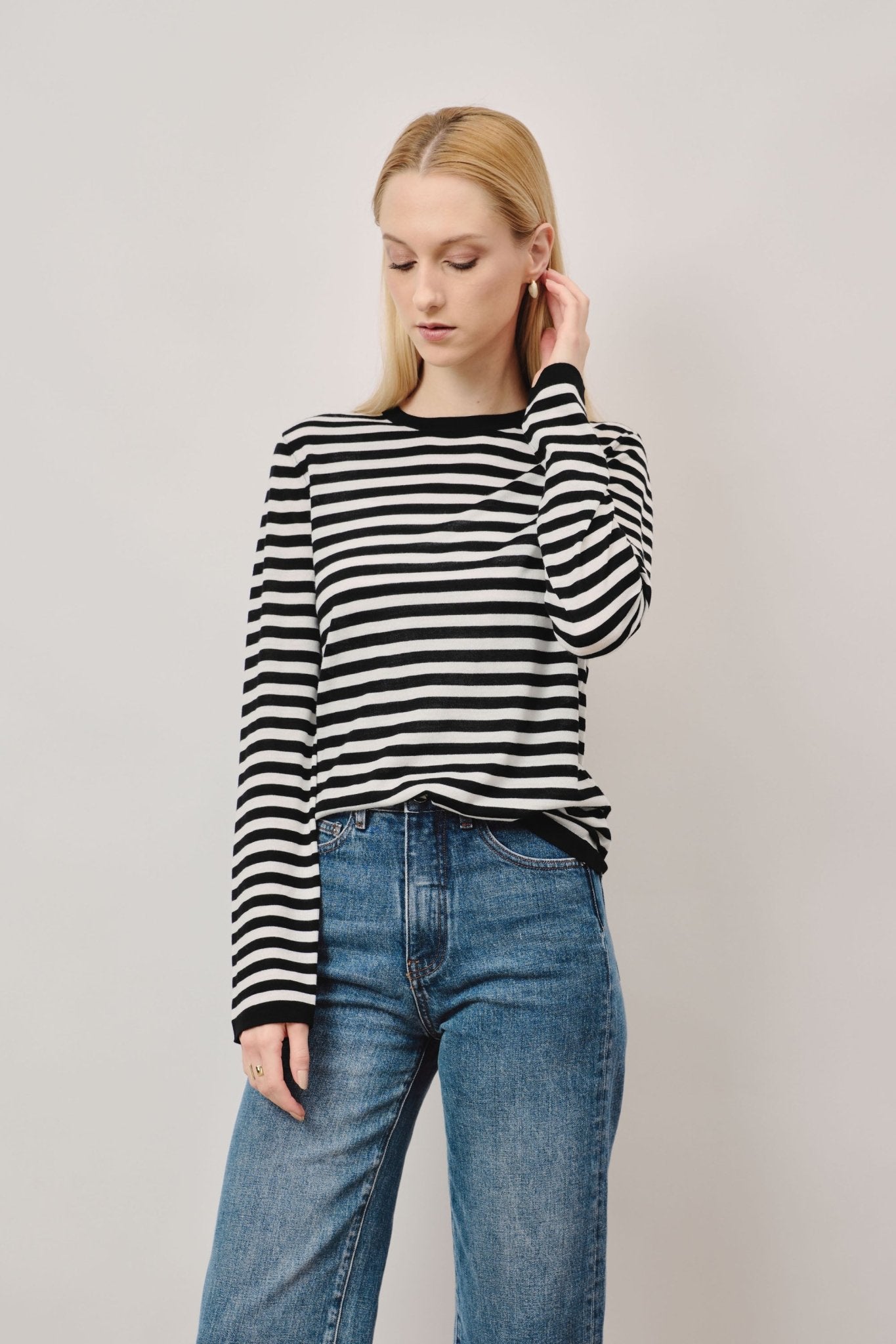 LISA wool top (Black stripe) - STELLAM