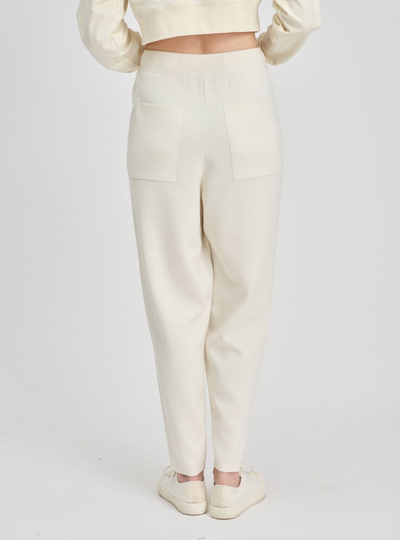 NELLO wool trackpants (Milk) - STELLAM