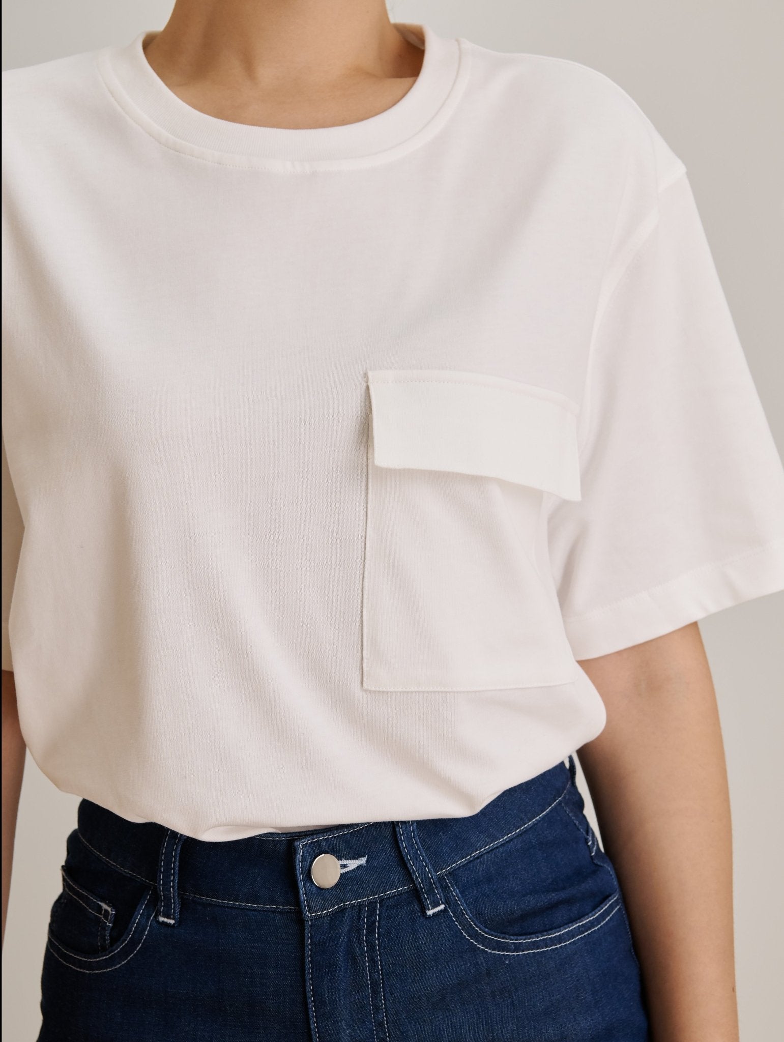 POCKET tee (White) - STELLAM